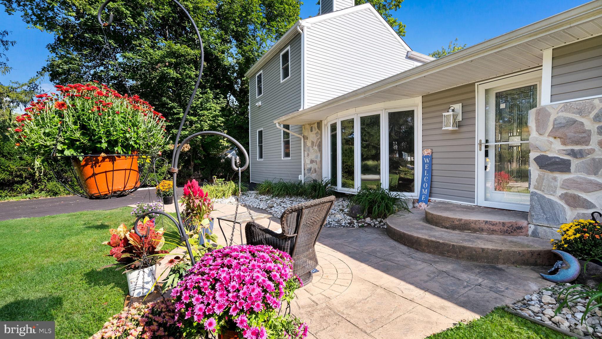 MEADOWBROOK - Residential