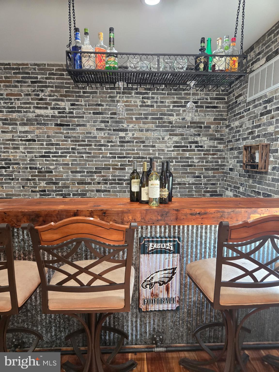 MEADOWBROOK - Residential