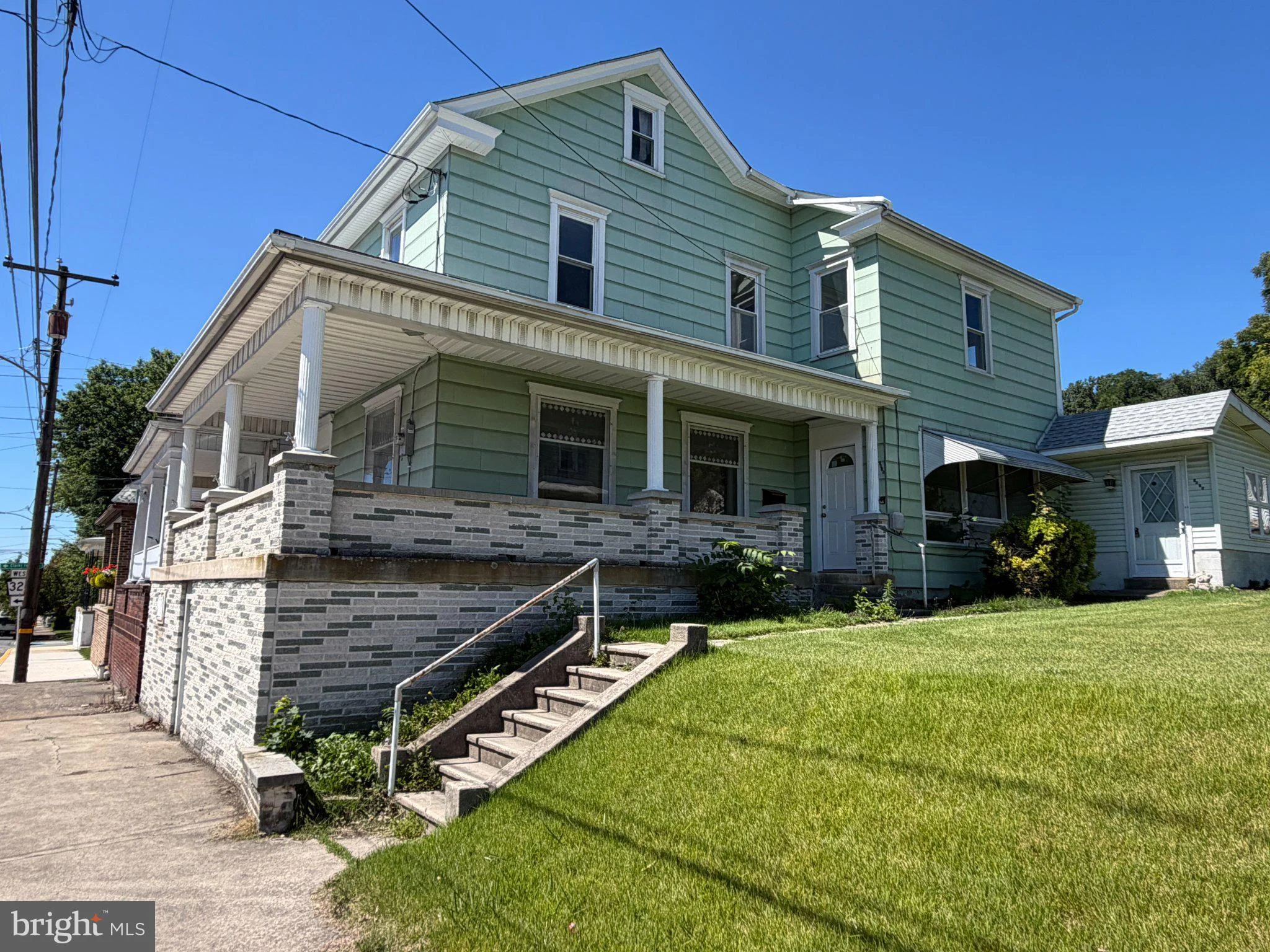 1015 E Grand Avenue, Tower City, PA, 17980