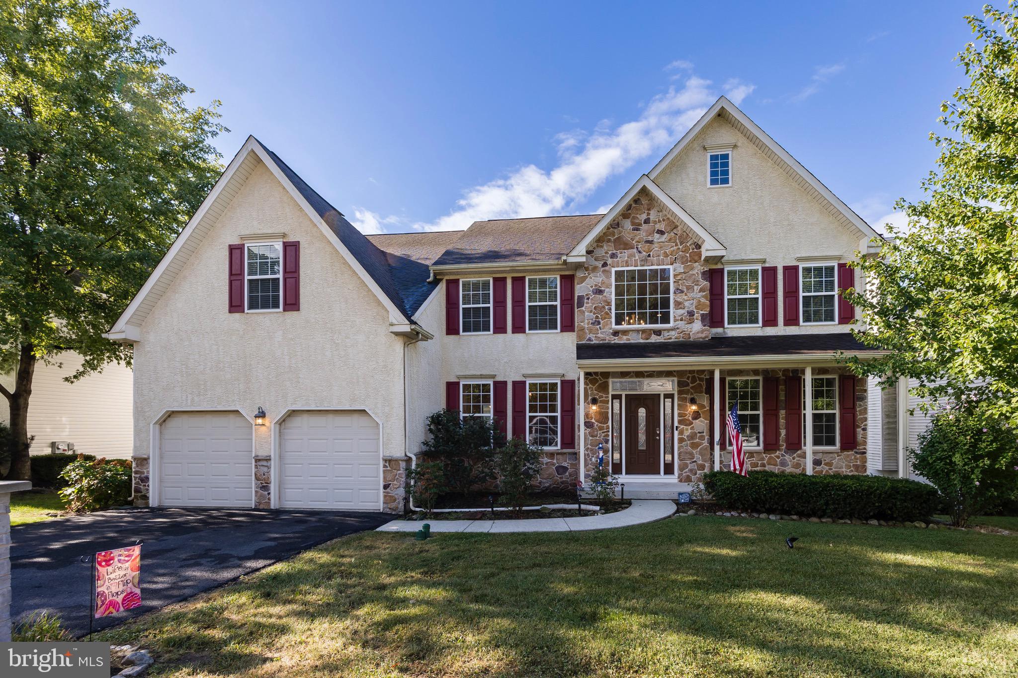 HIGHCROFT ESTATES - Residential