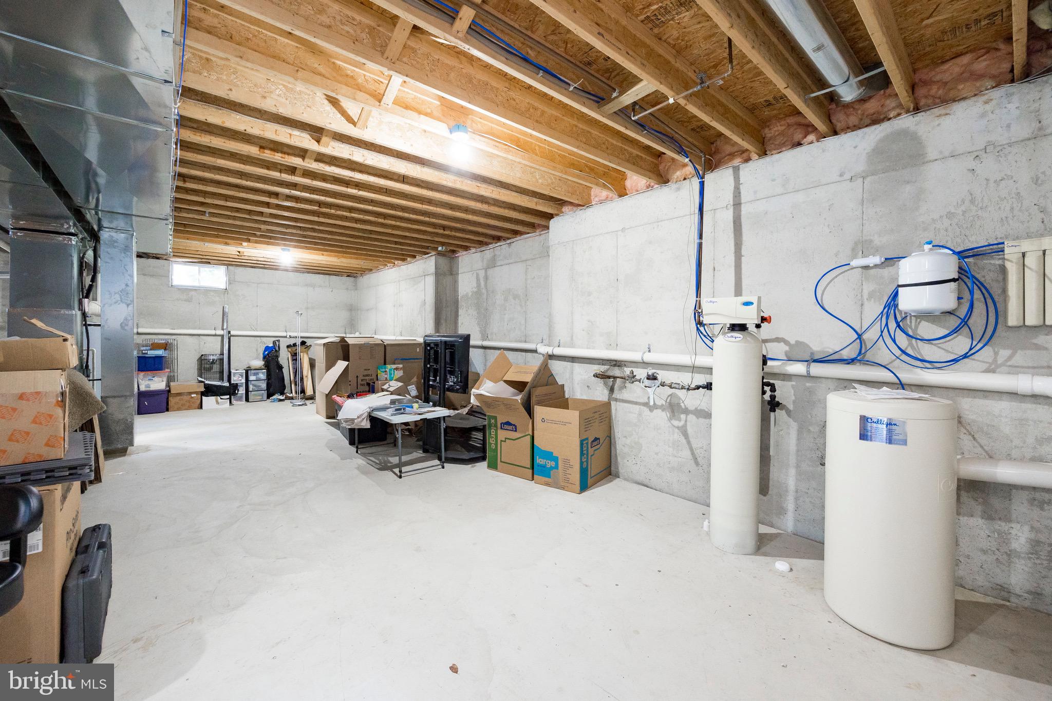 HIGHCROFT ESTATES - Residential