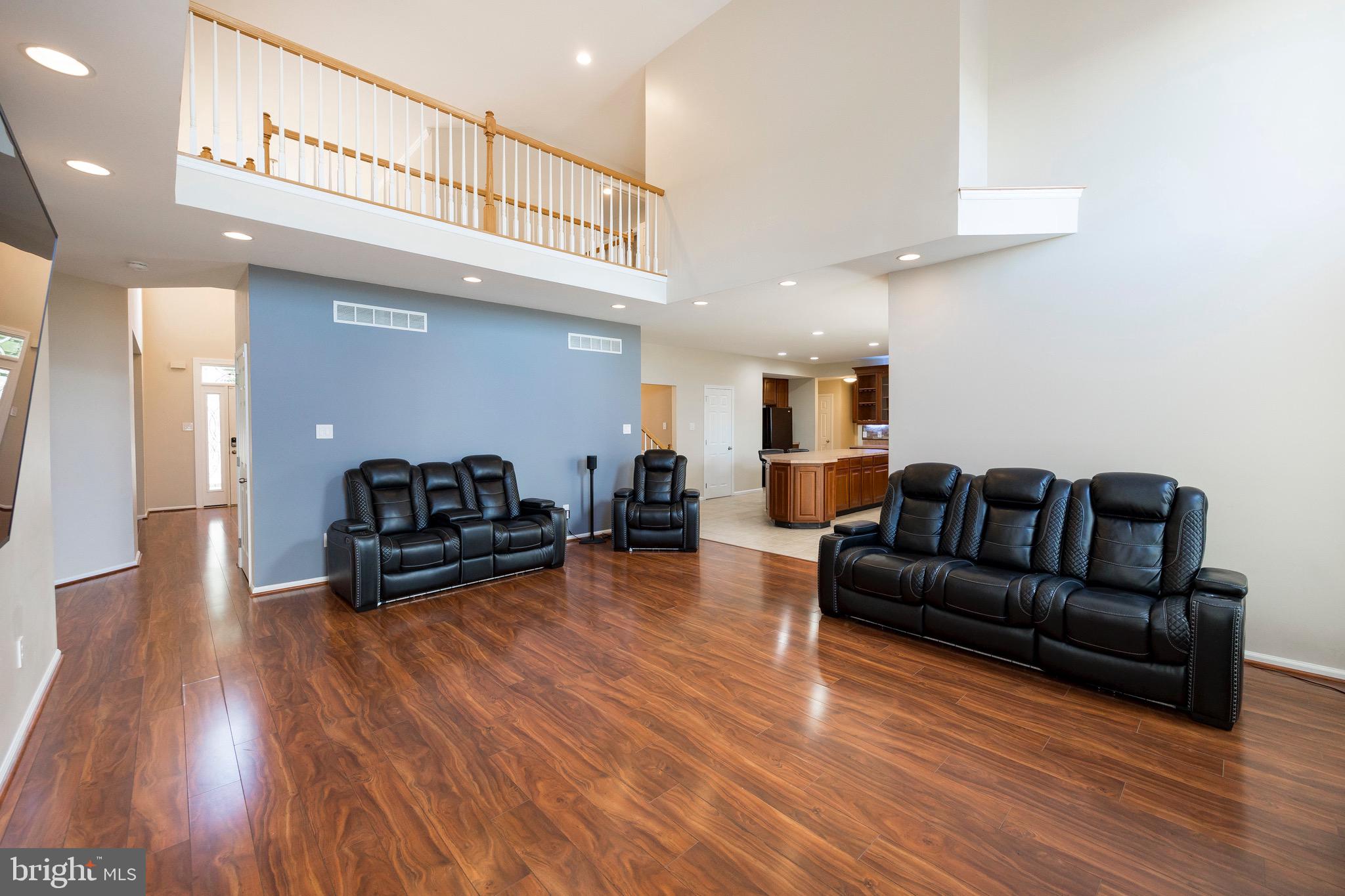 HIGHCROFT ESTATES - Residential