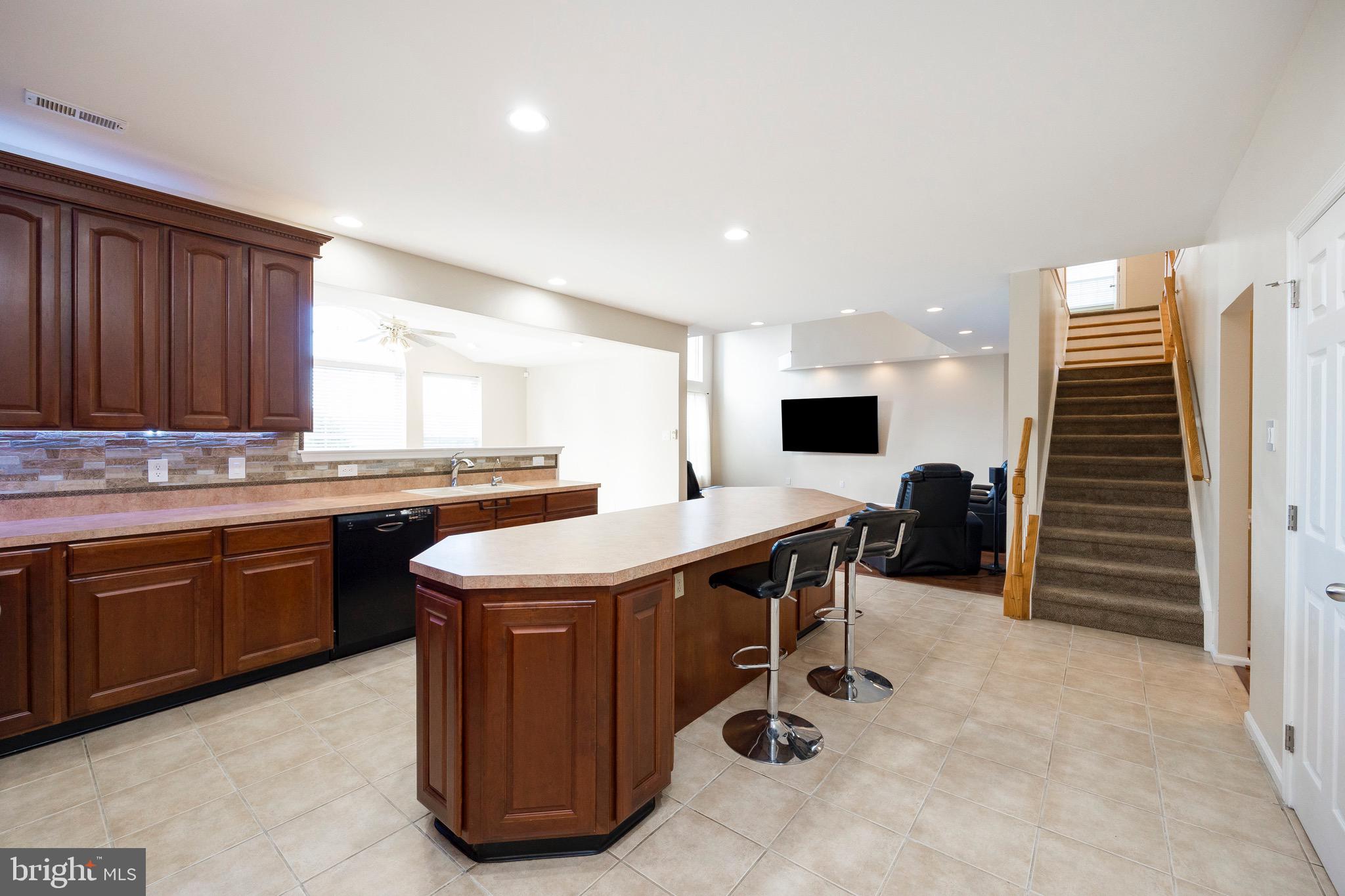 HIGHCROFT ESTATES - Residential