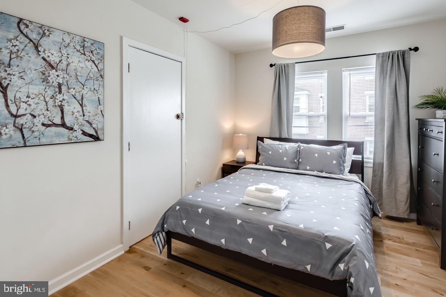 GRADUATE HOSPITAL - Residential Lease