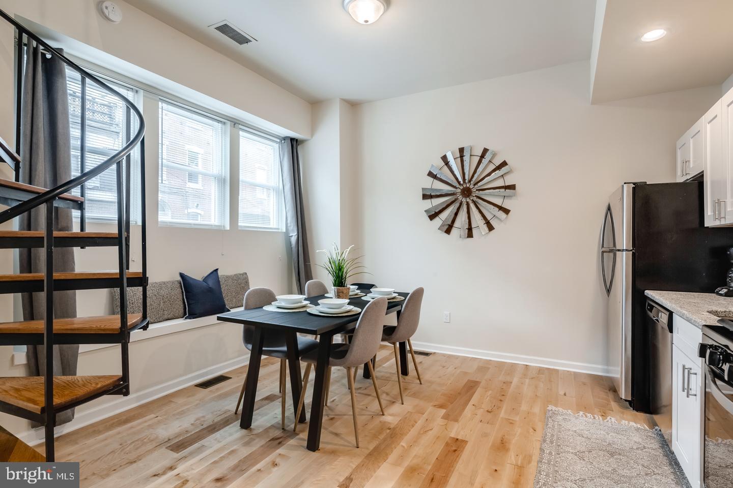 GRADUATE HOSPITAL - Residential Lease