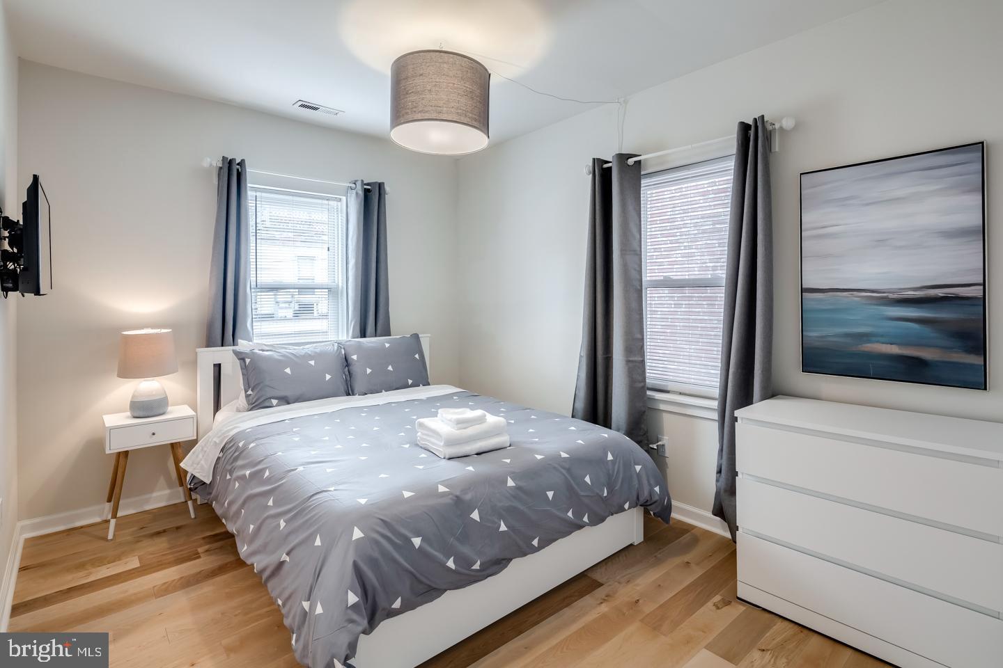 GRADUATE HOSPITAL - Residential Lease