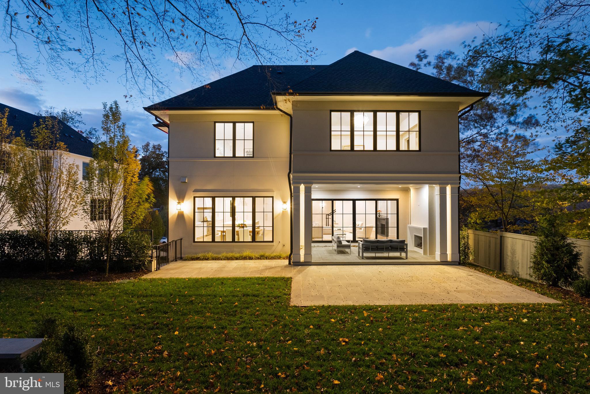 FOREST HILLS - Residential