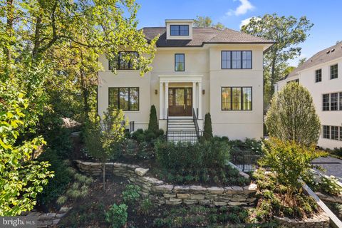 2916 CHESAPEAKE STREET NW WASHINGTON DC 20008