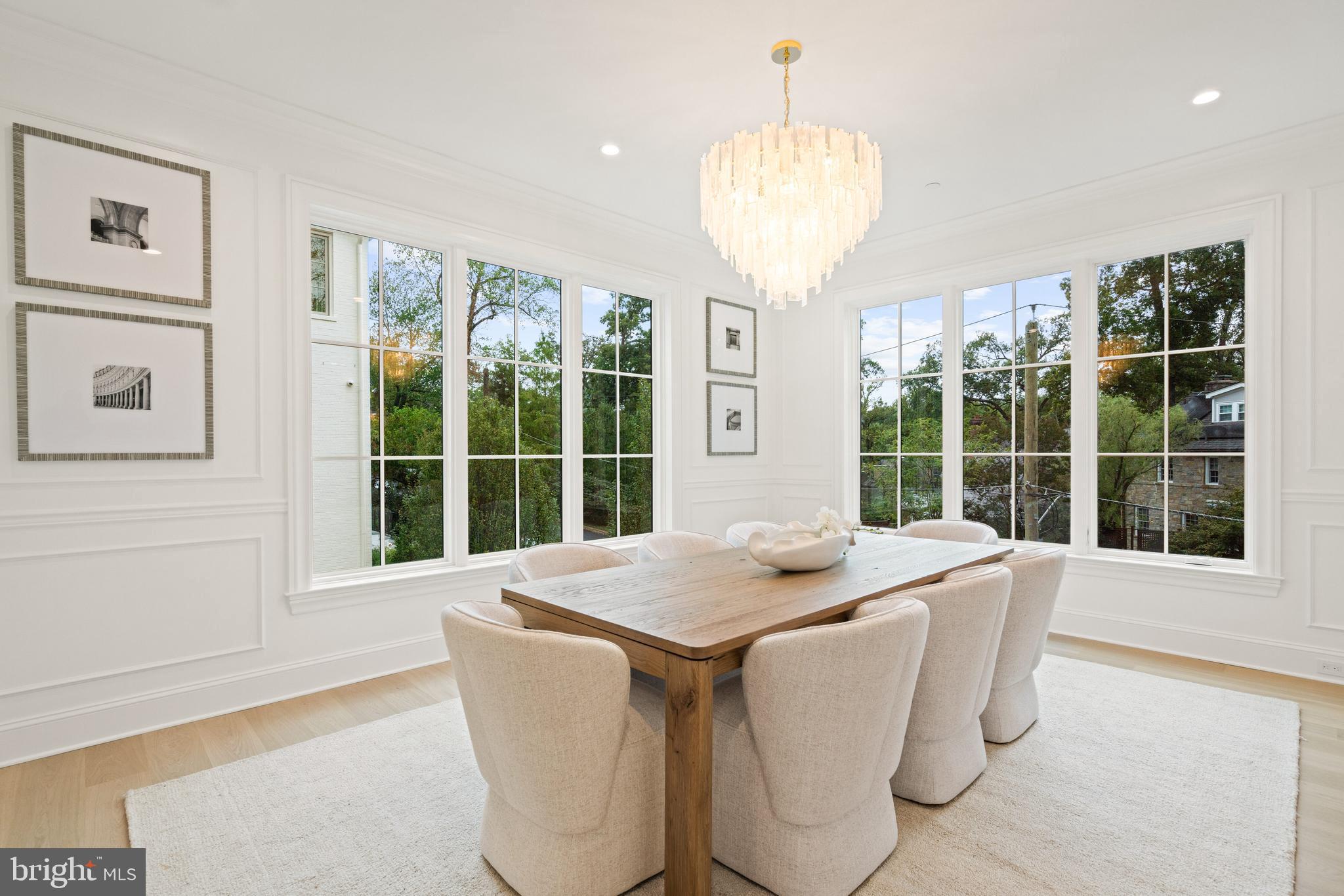 FOREST HILLS - Residential