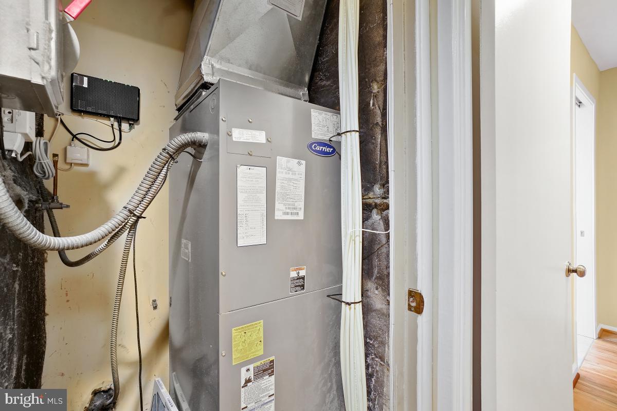 MONTEBELLO - Residential