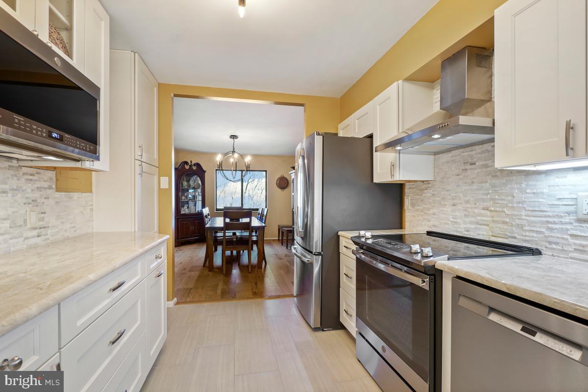 MONTEBELLO - Residential