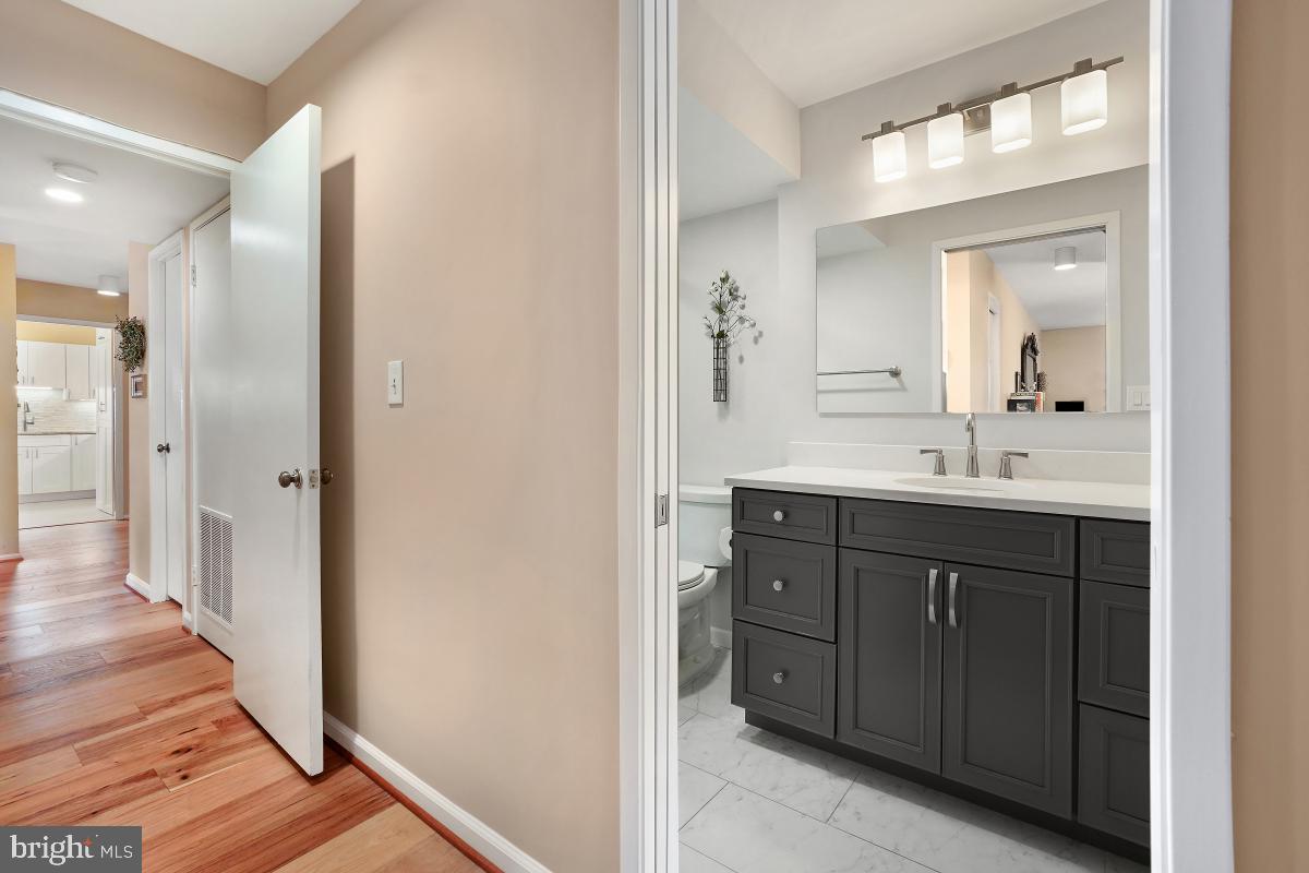 MONTEBELLO - Residential