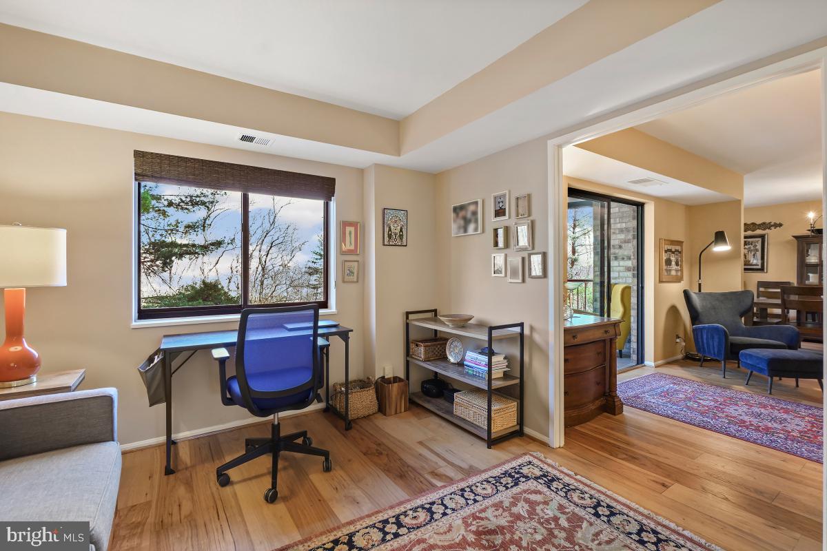 MONTEBELLO - Residential