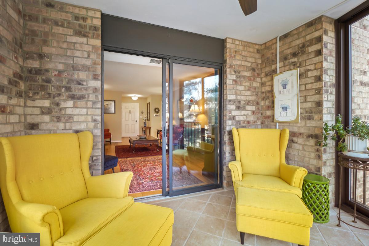 MONTEBELLO - Residential