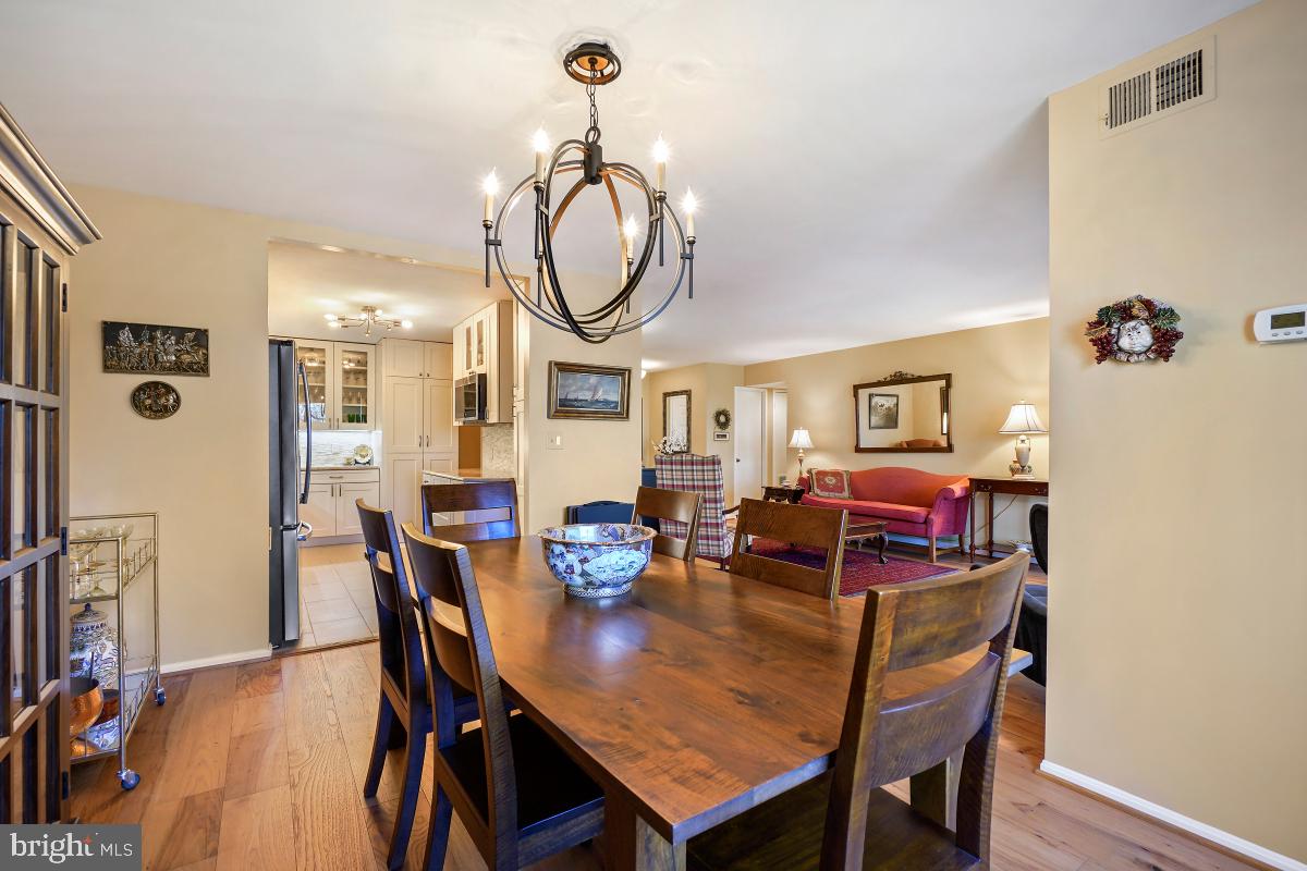 MONTEBELLO - Residential