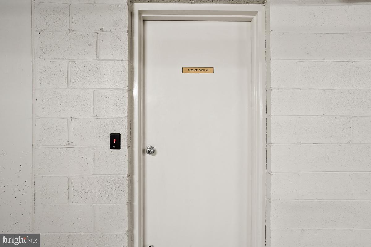 MONTEBELLO - Residential