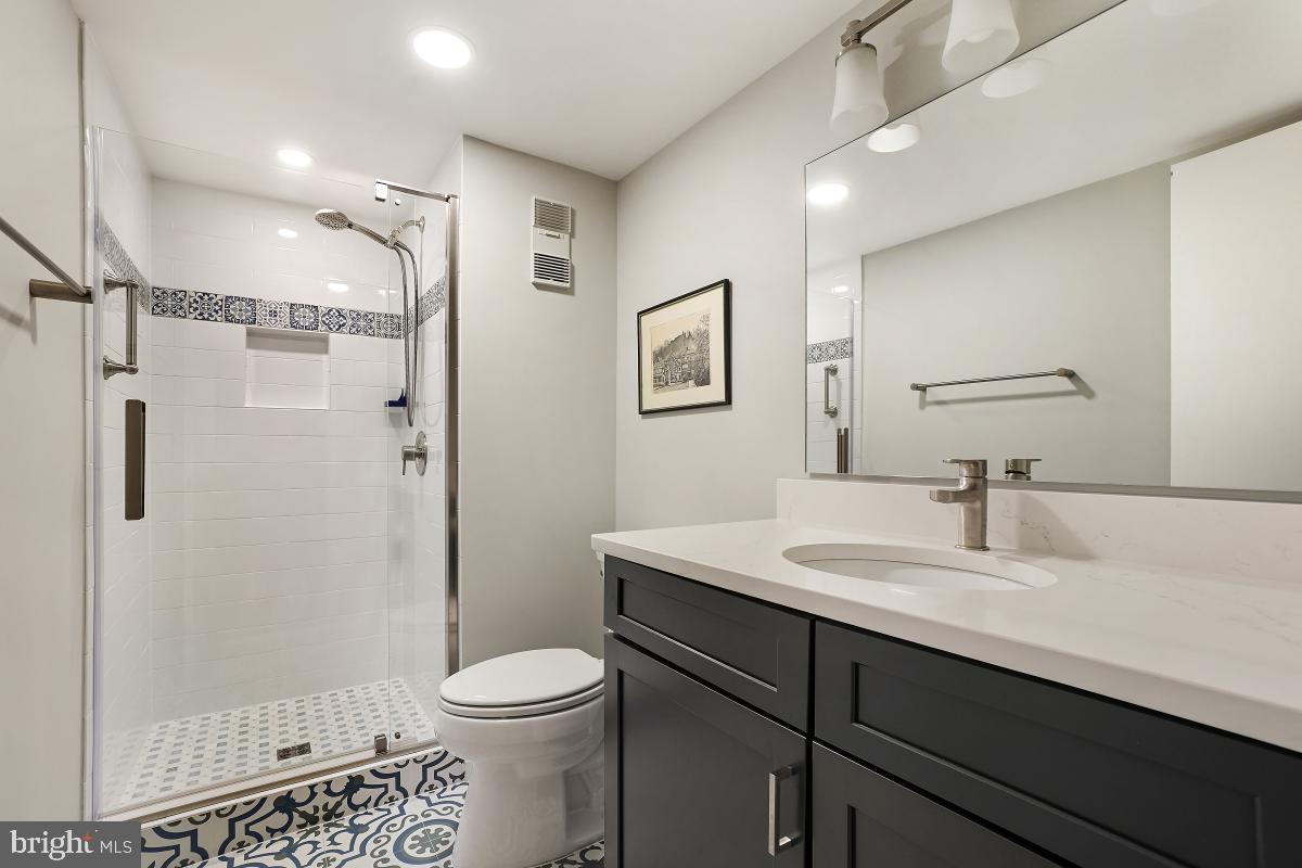 MONTEBELLO - Residential