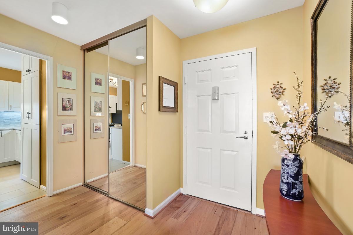 MONTEBELLO - Residential