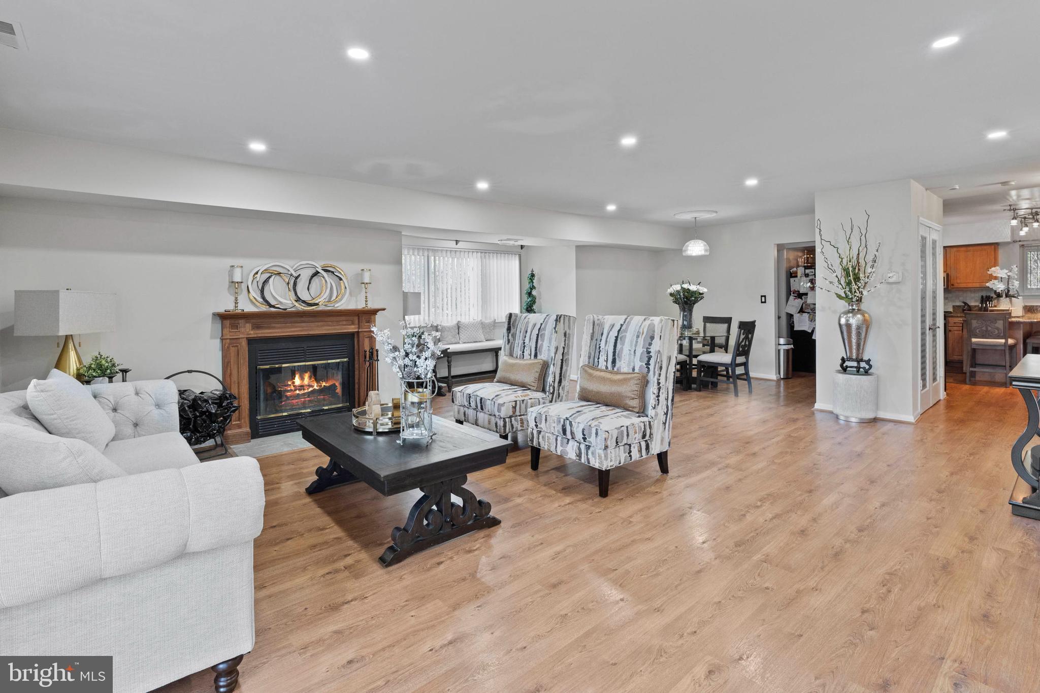 8101 GREENSPRING WAY E 8101-E
