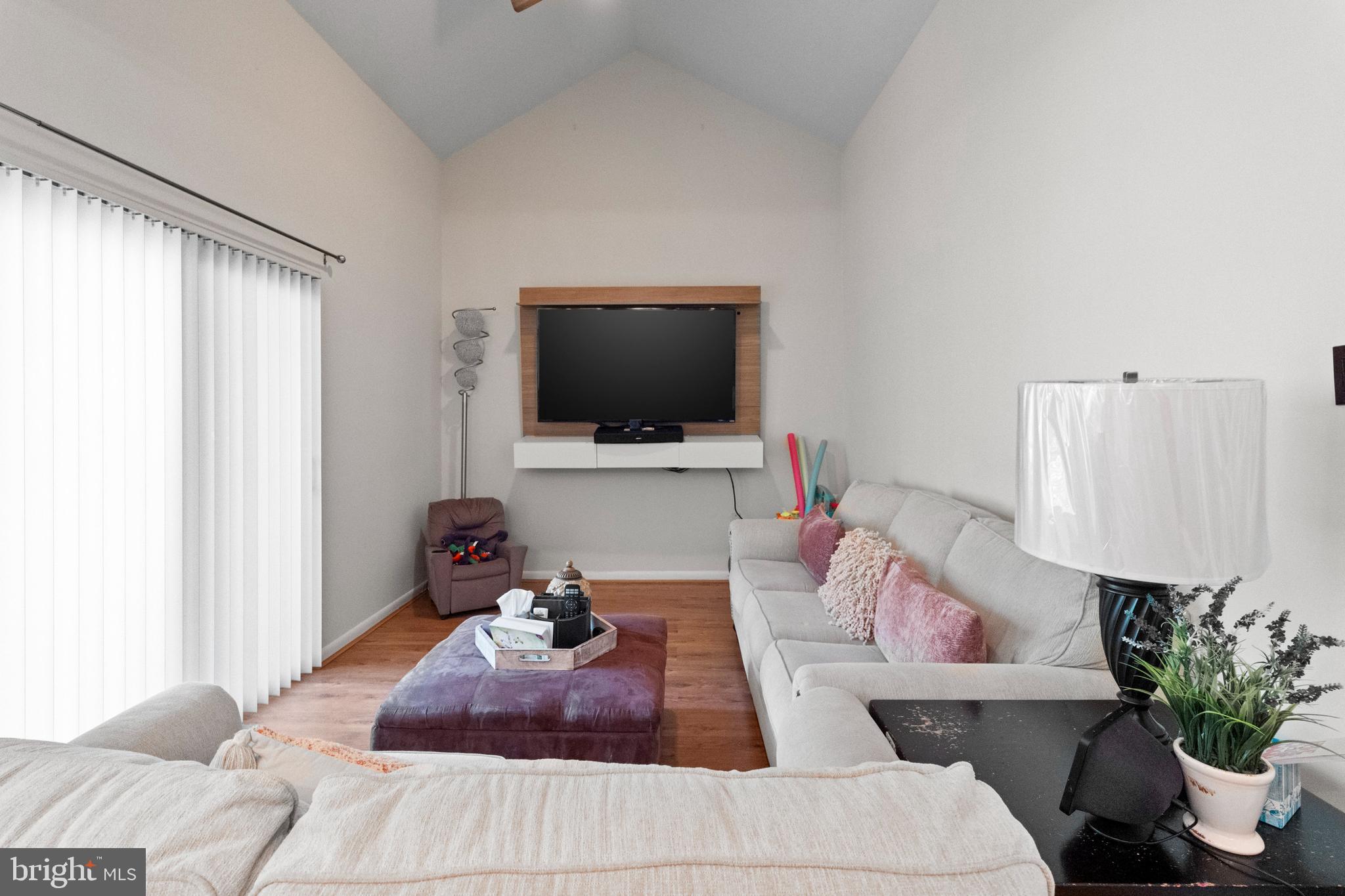 LODGE AT MCDONGH - Residential