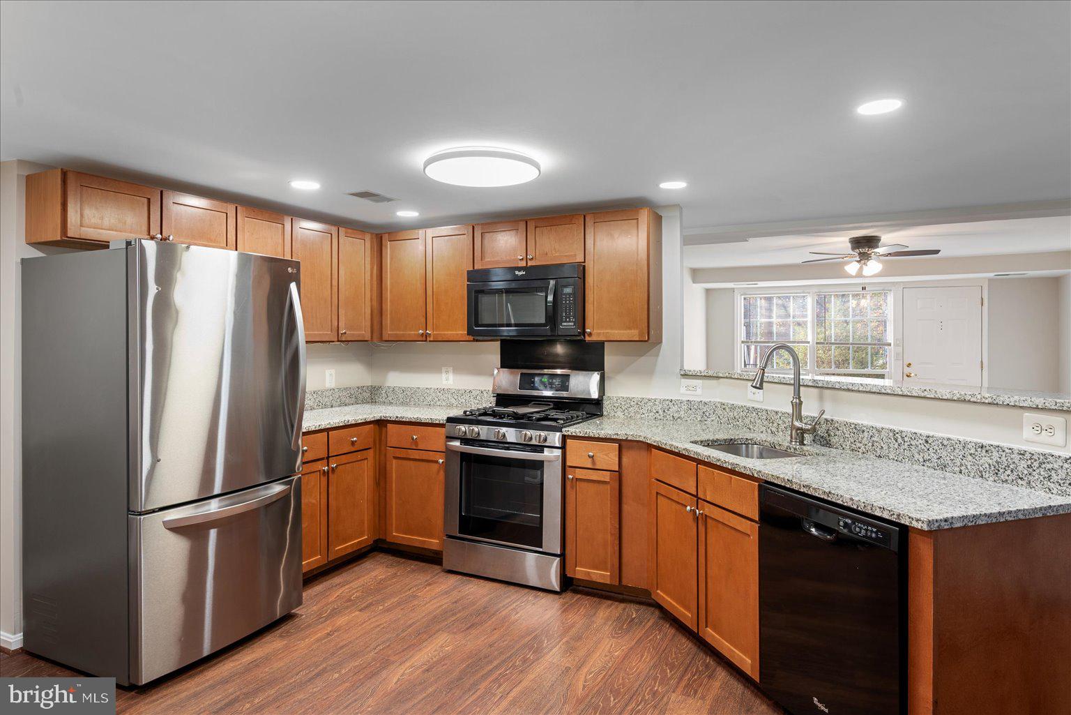 PARKSIDE AT ALEXANDRIA - Residential