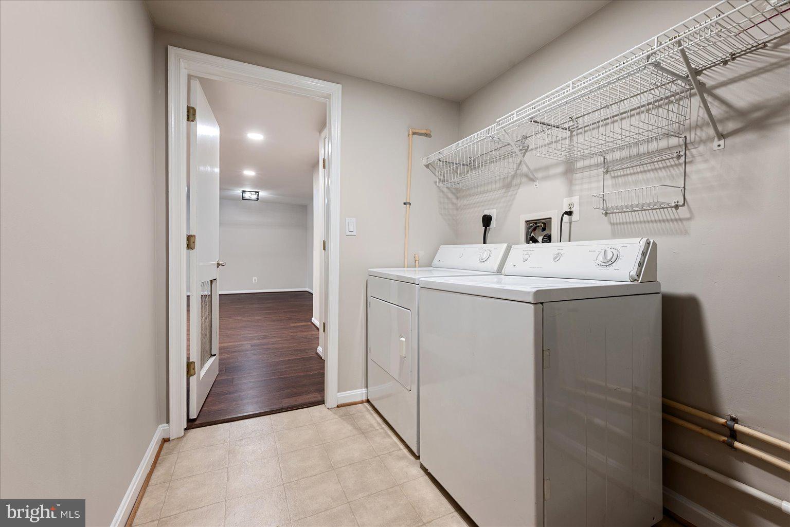 PARKSIDE AT ALEXANDRIA - Residential