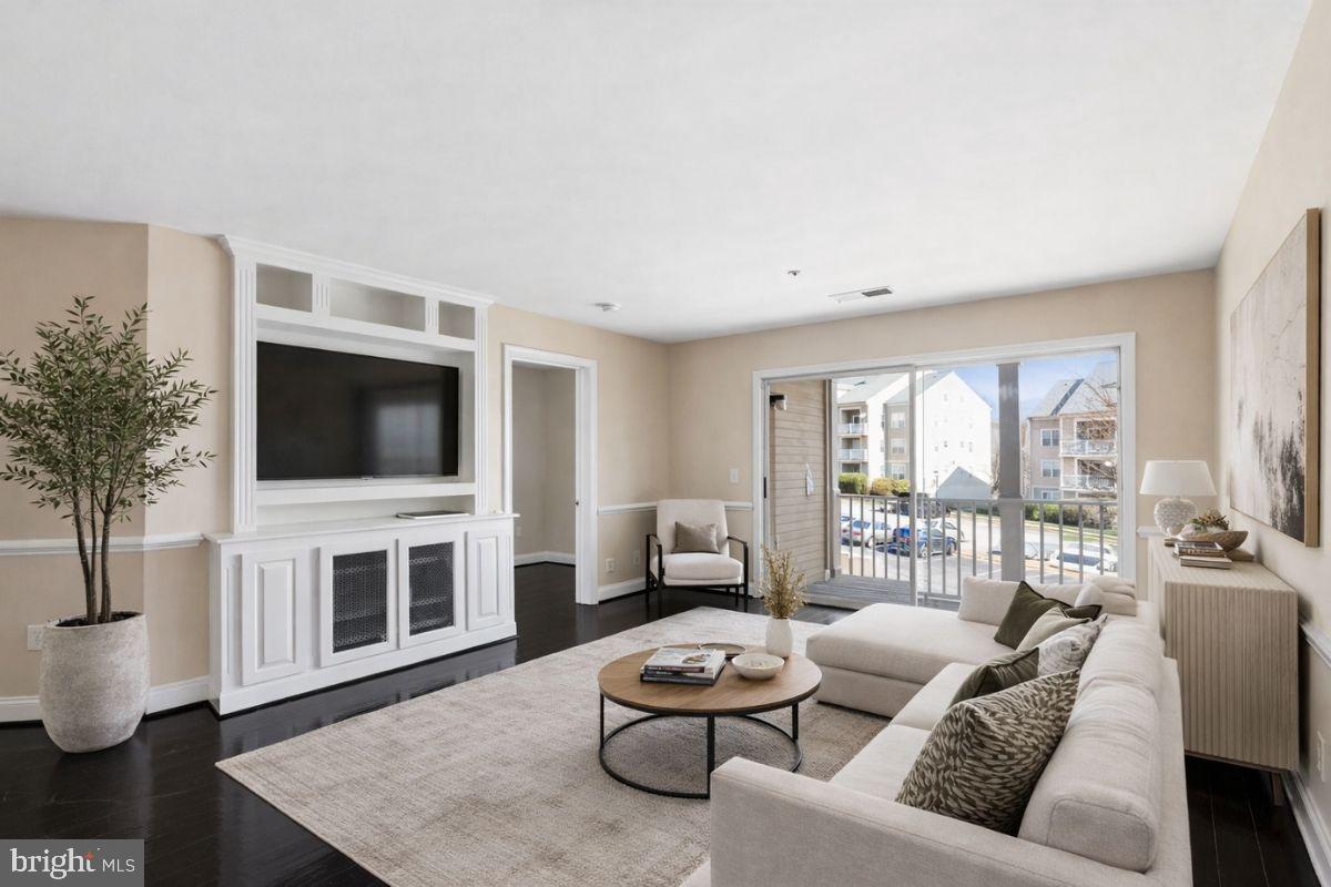 SUMMER HOUSE II - Residential