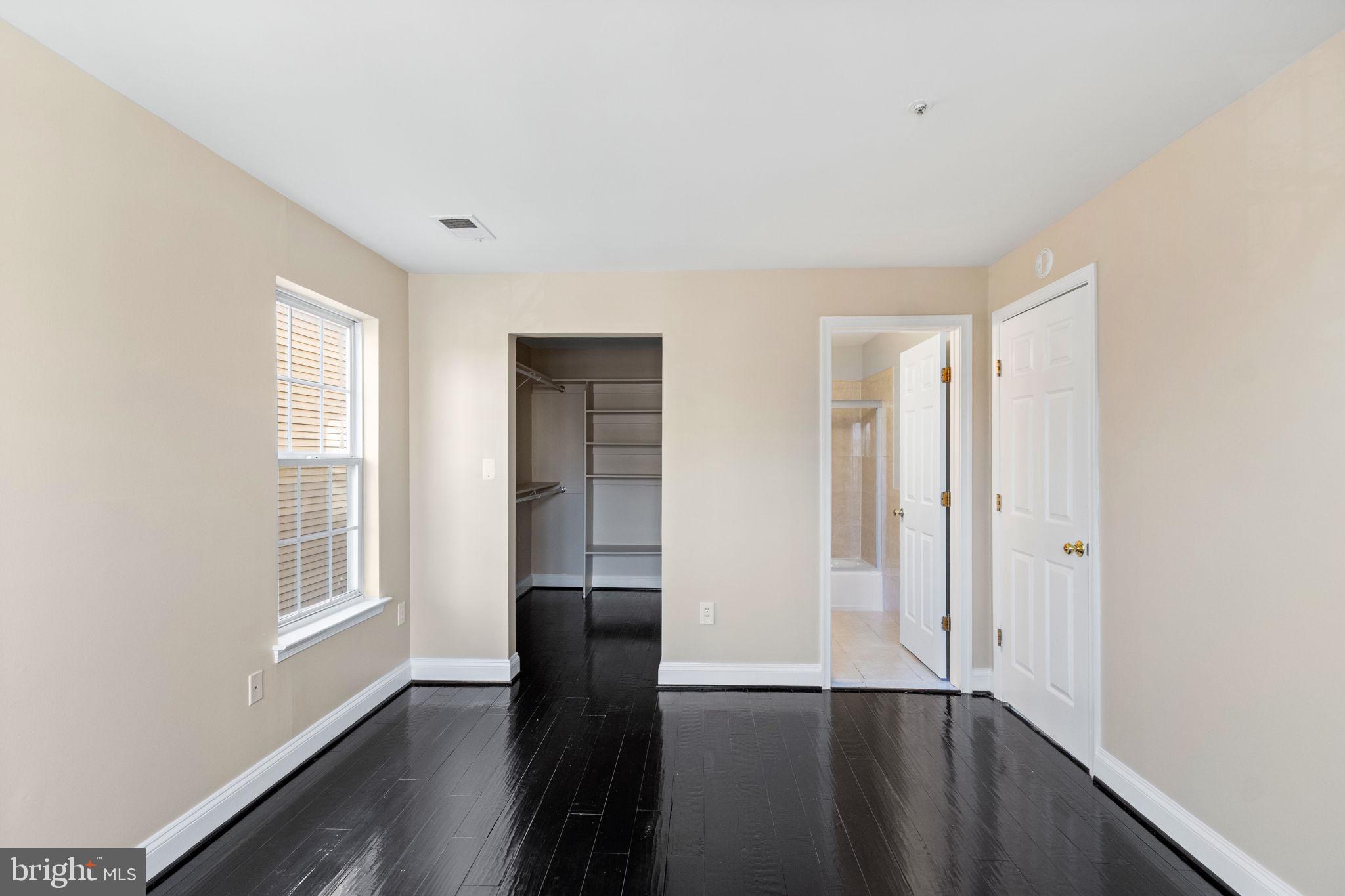 SUMMER HOUSE II - Residential