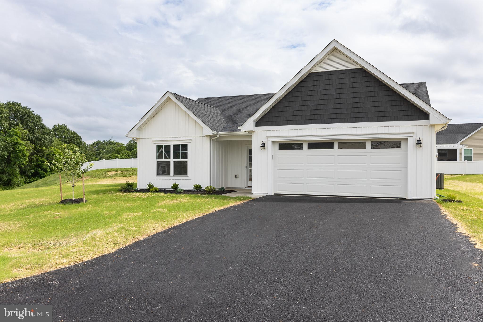 BRIDLE CREEK - Residential