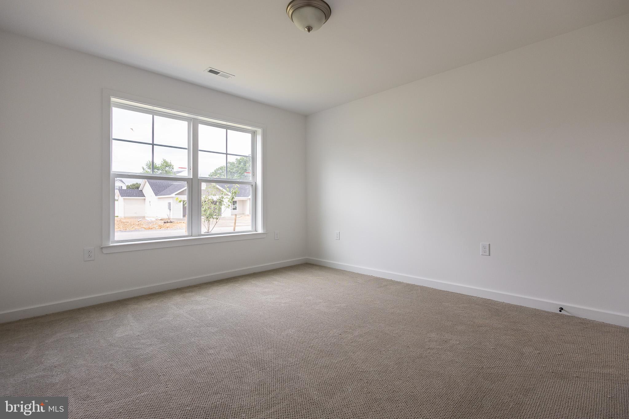 BRIDLE CREEK - Residential