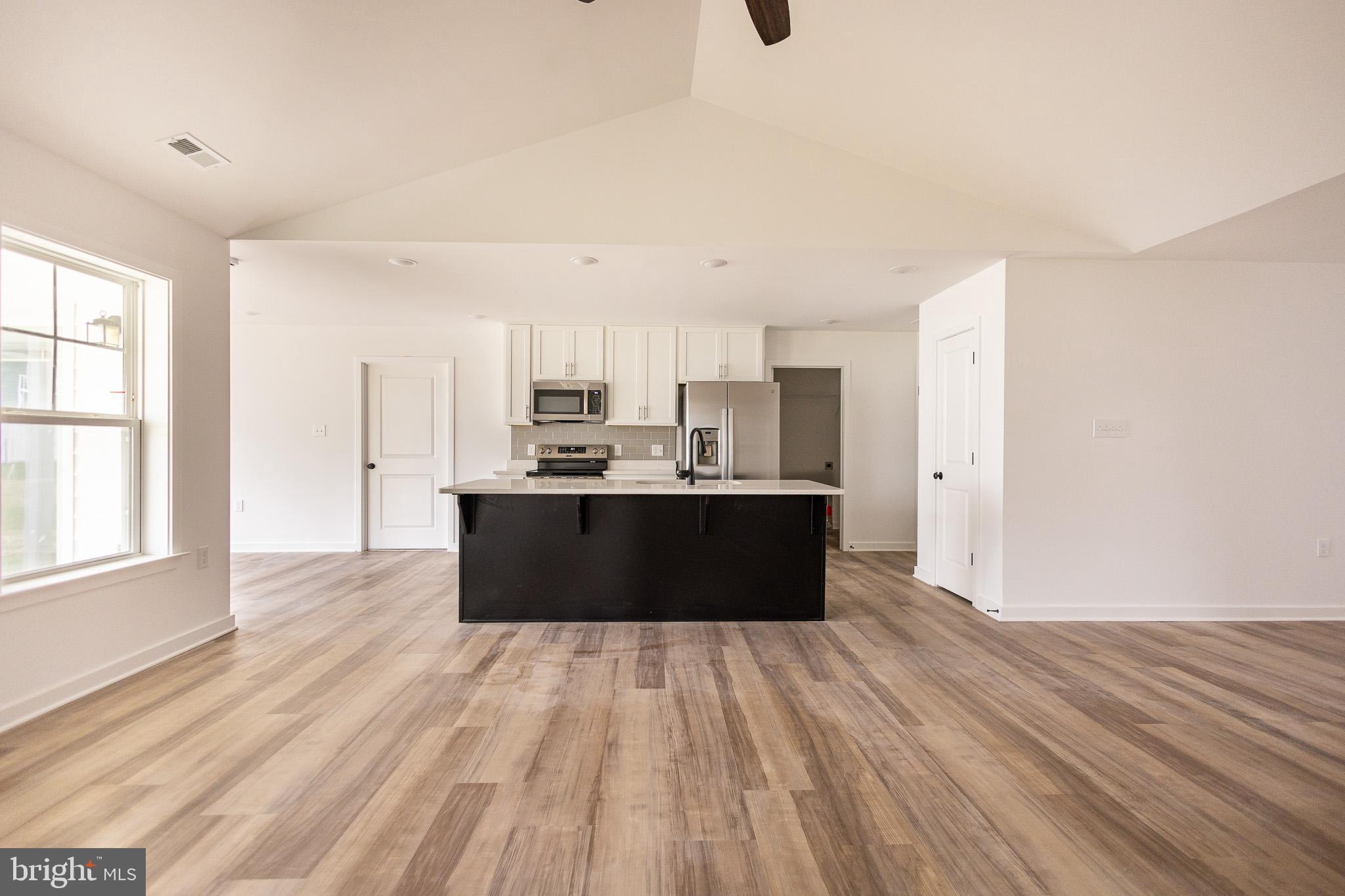 BRIDLE CREEK - Residential