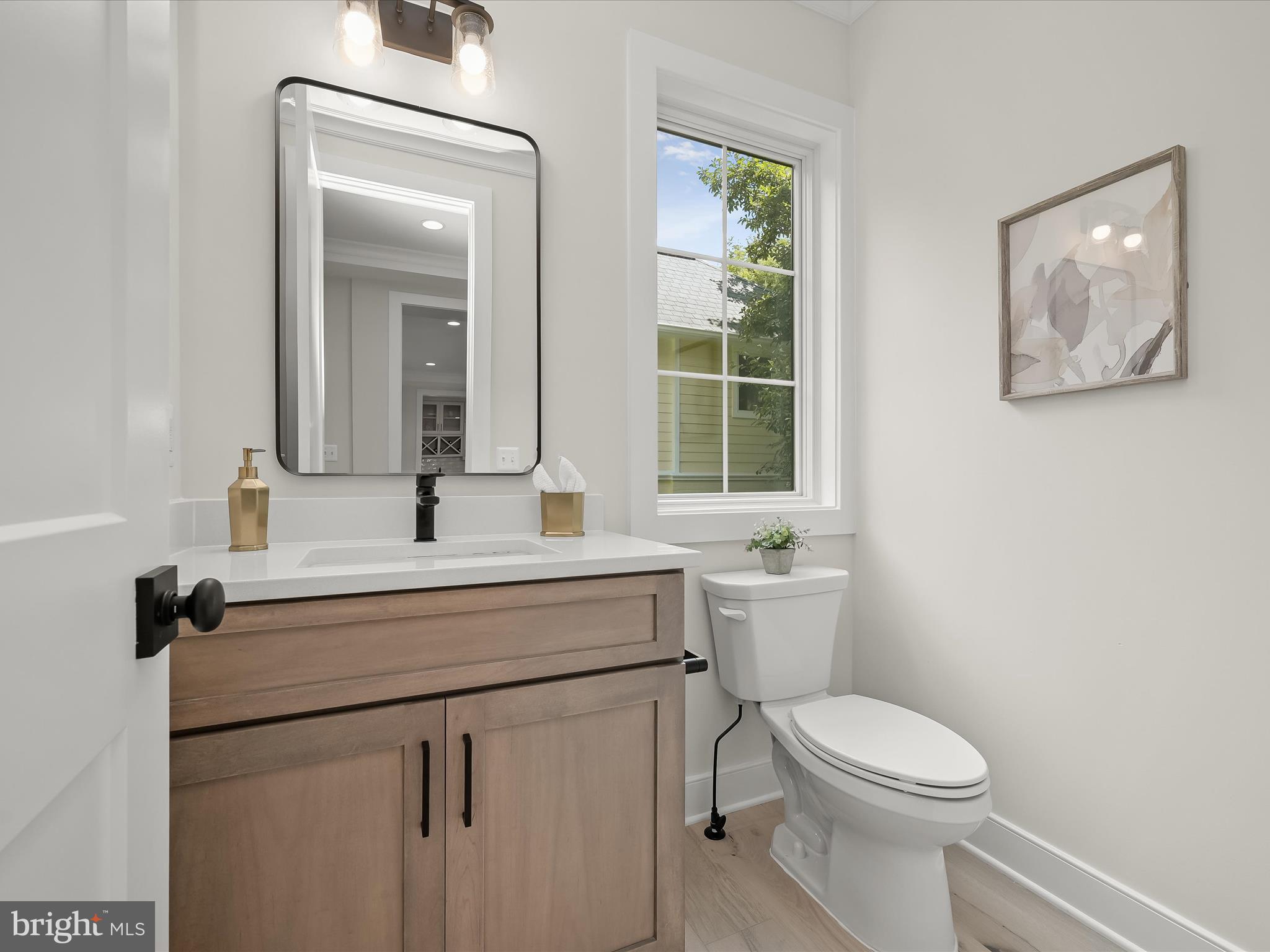 WHEATLEY HILLS - Residential