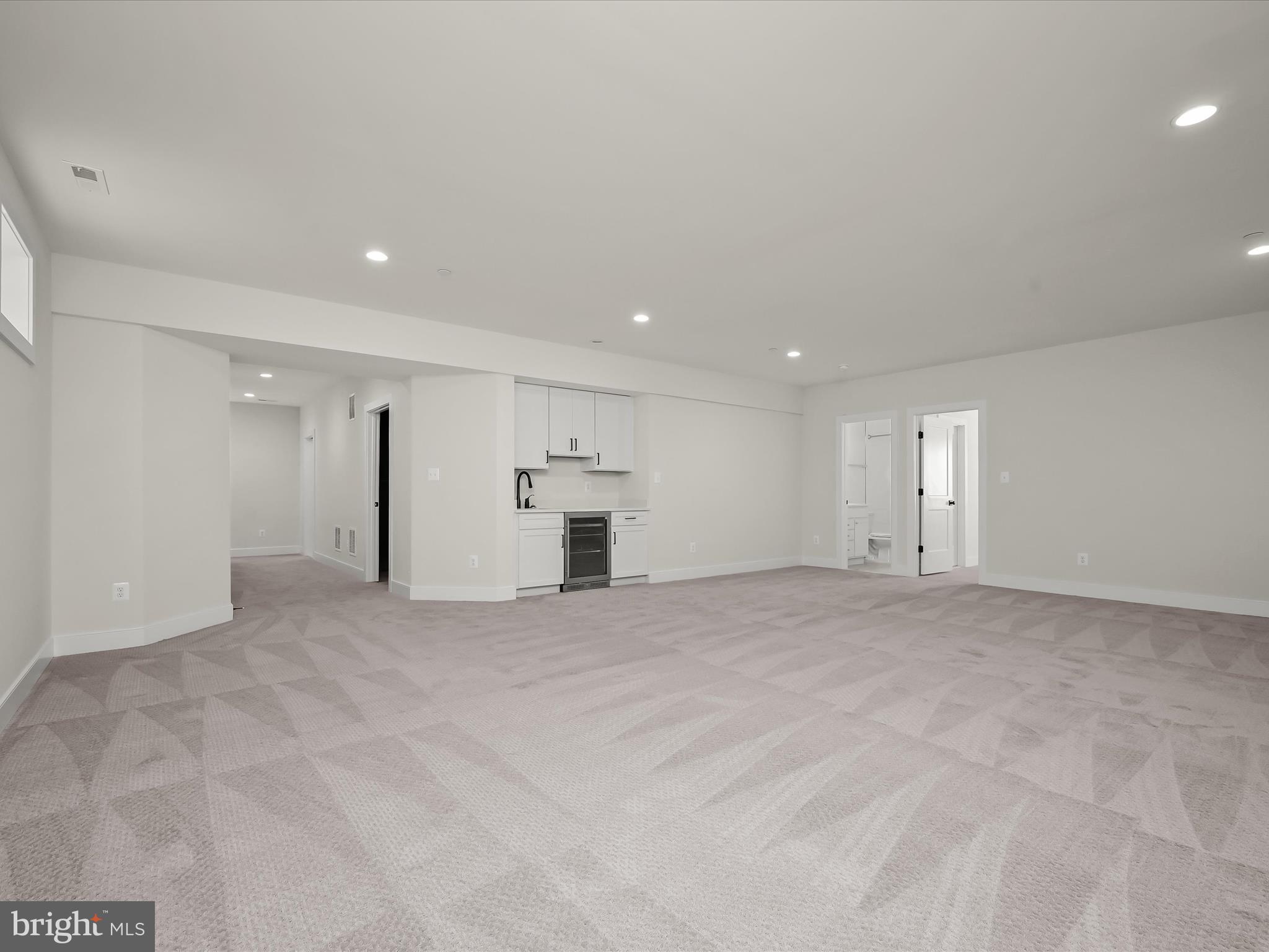 WHEATLEY HILLS - Residential