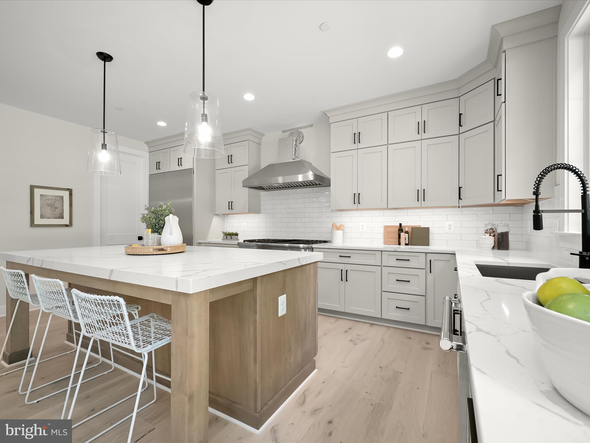 WHEATLEY HILLS - Residential