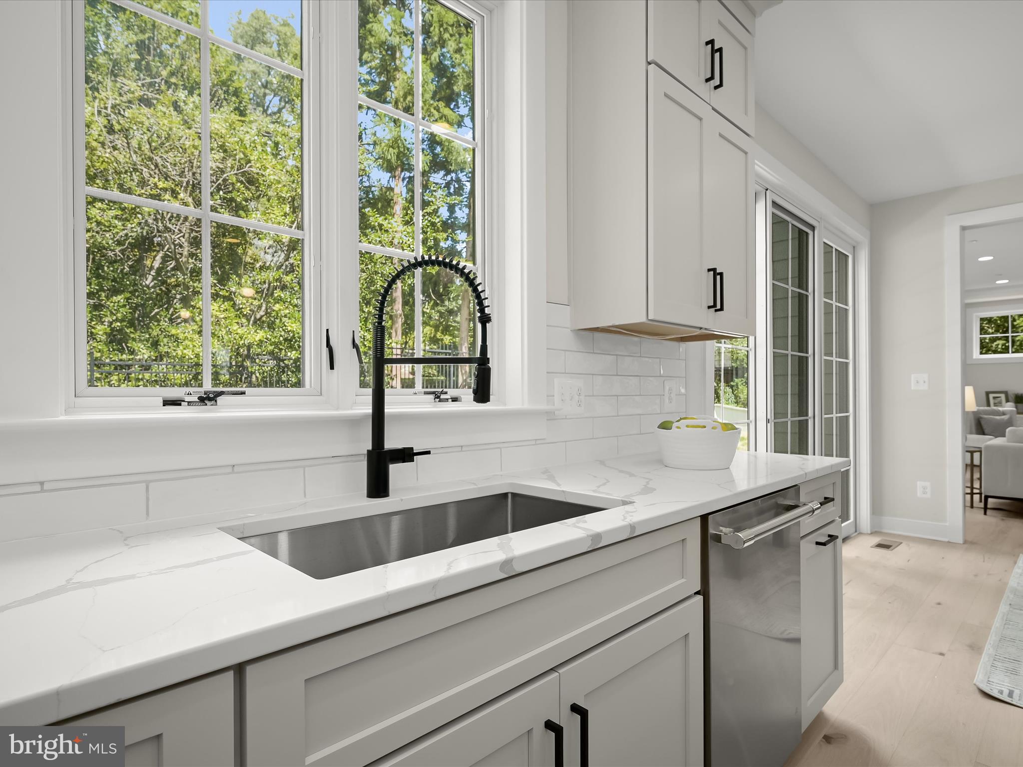 WHEATLEY HILLS - Residential