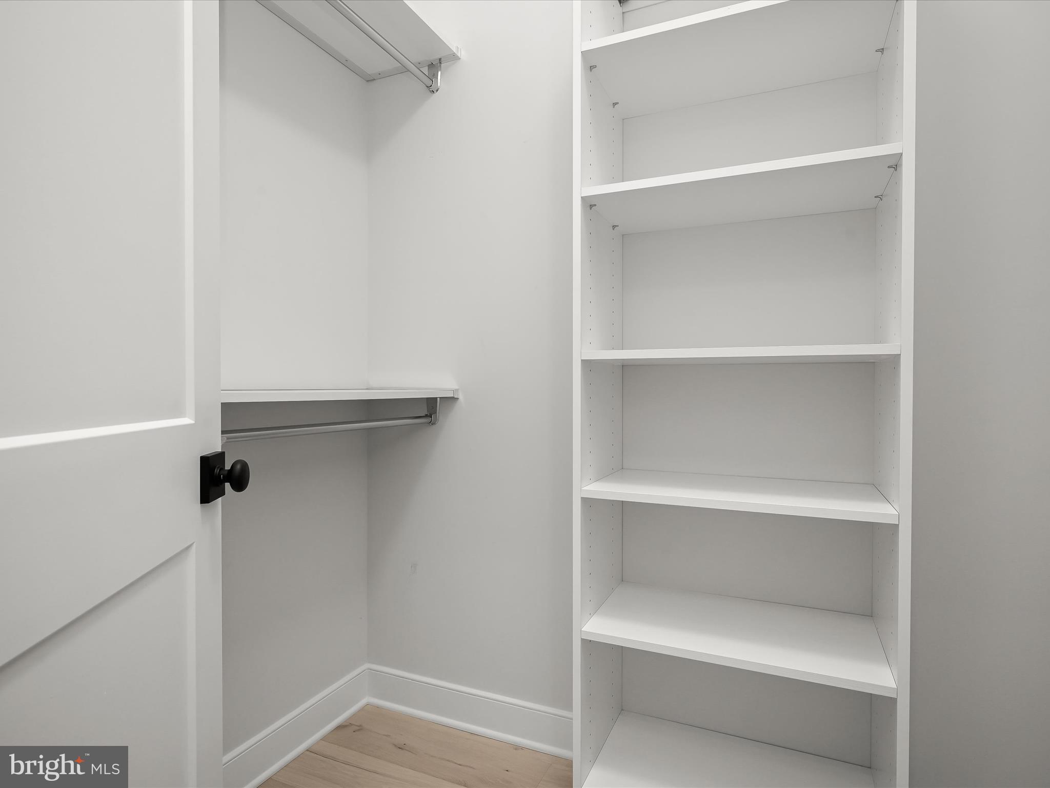 WHEATLEY HILLS - Residential