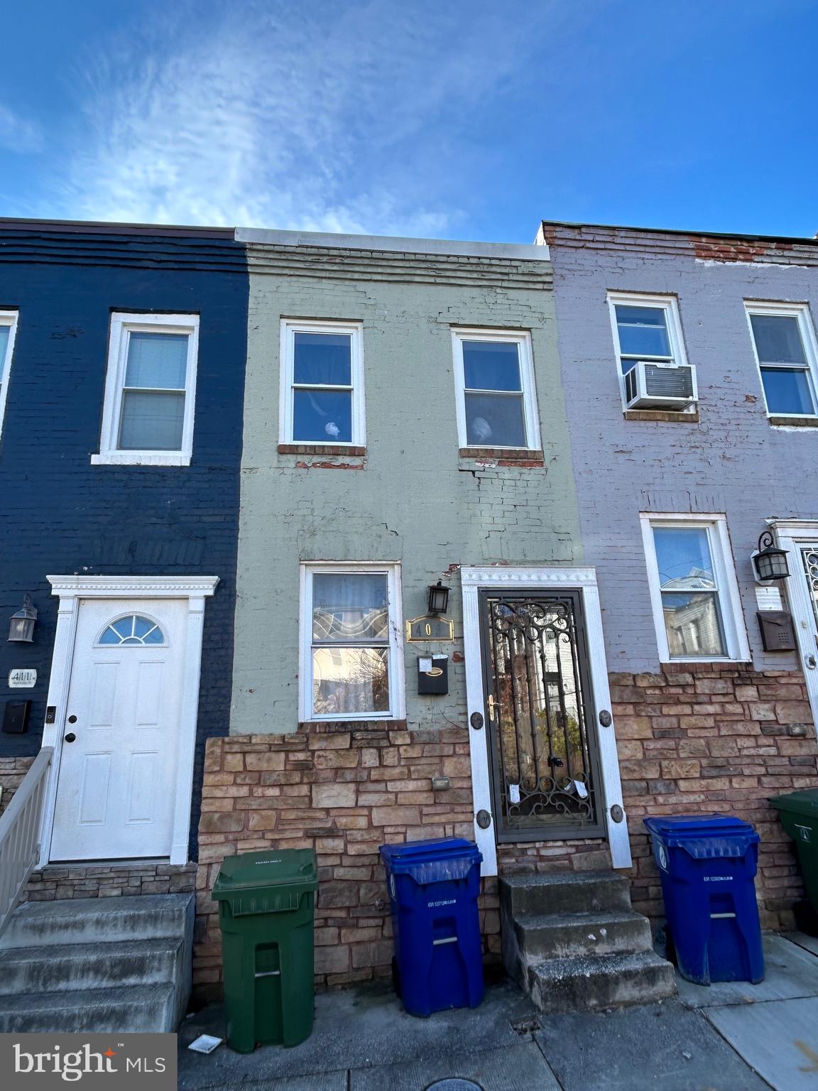 JOHNSTON SQUARE - Residential