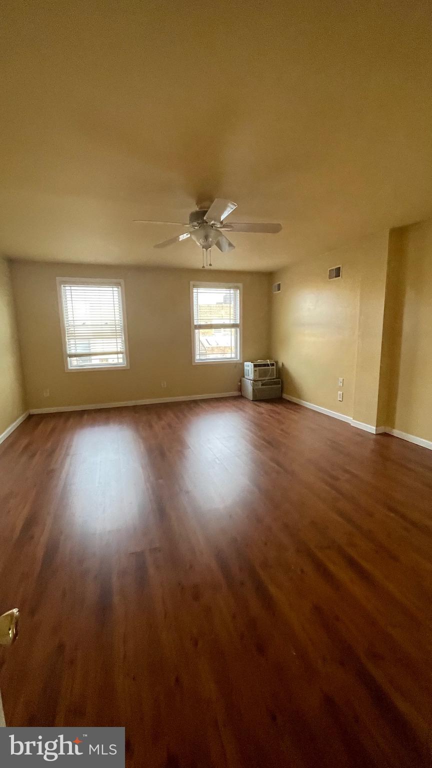 PHILADELPHIA (SOUTH) - Residential