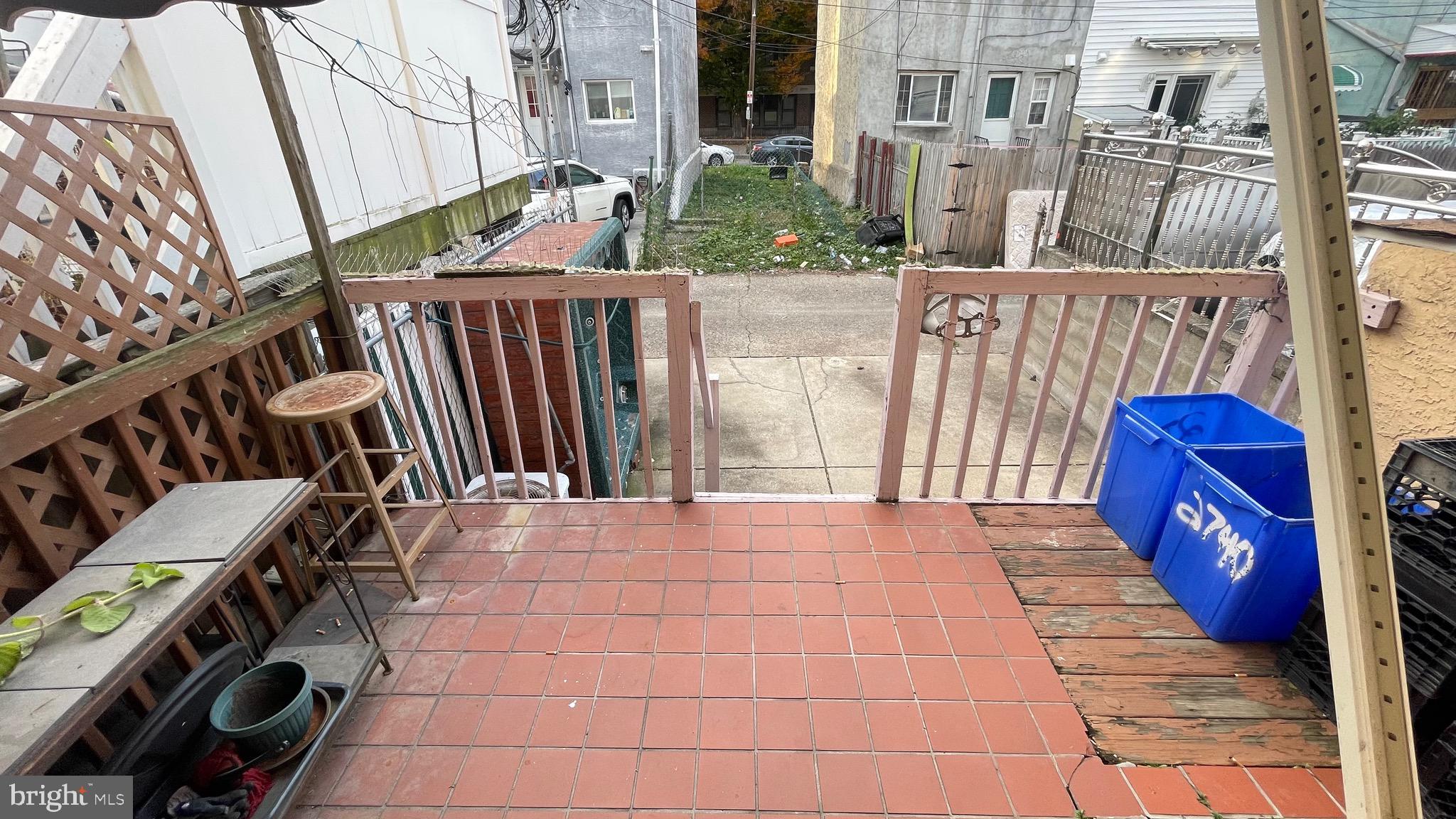 PHILADELPHIA (SOUTH) - Residential