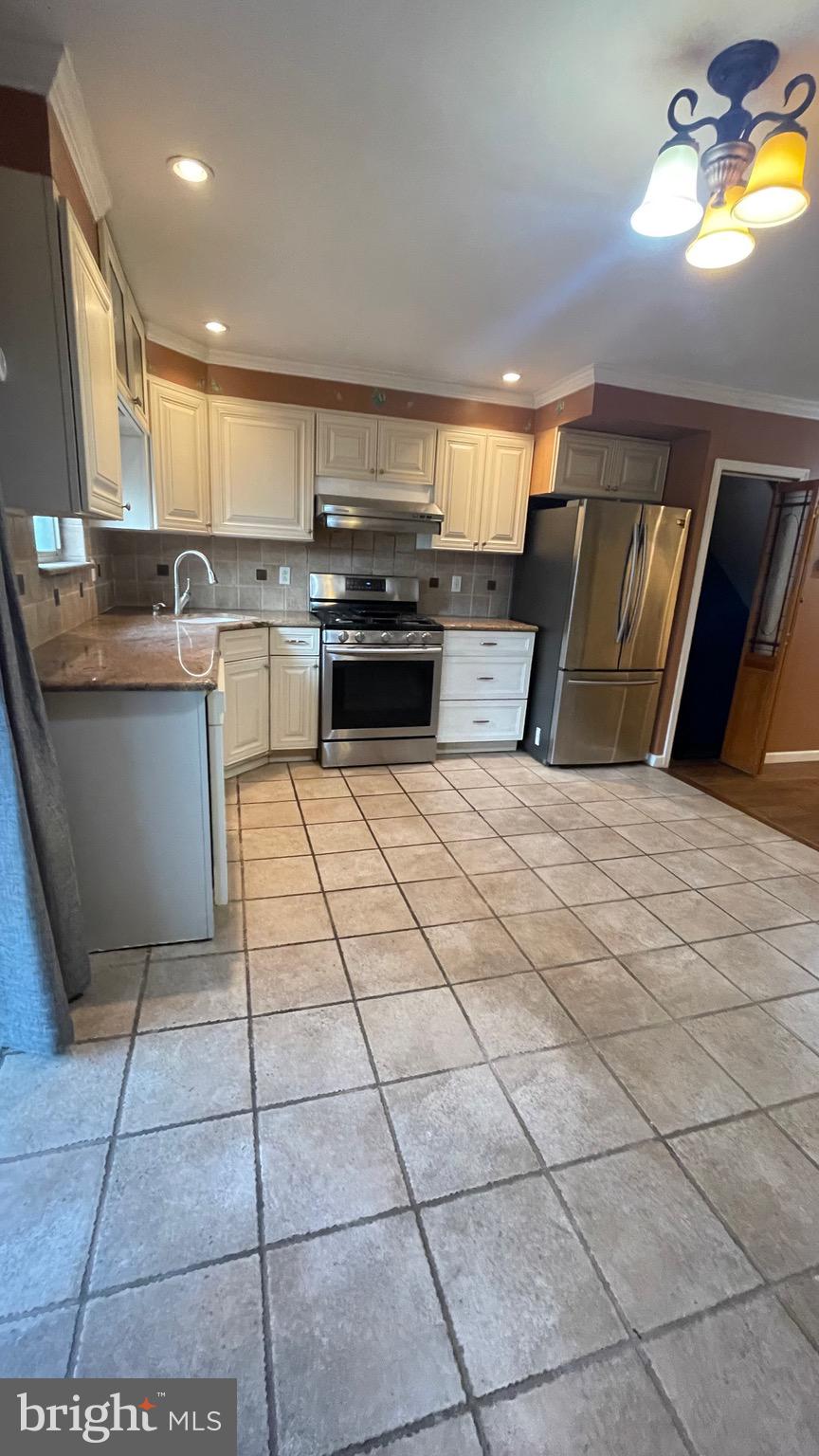 PHILADELPHIA (SOUTH) - Residential