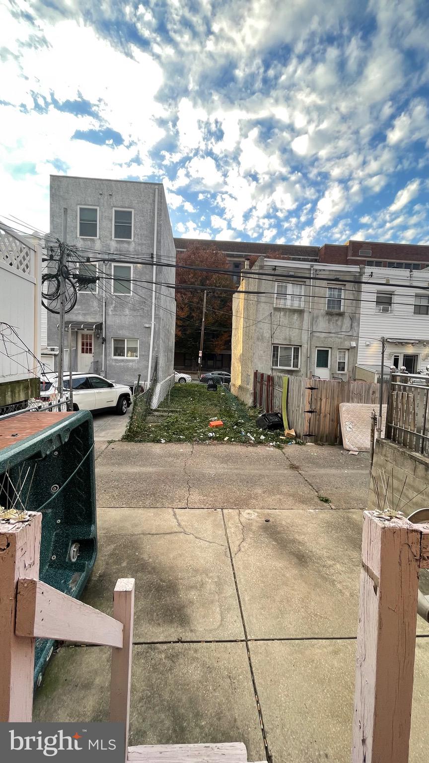 PHILADELPHIA (SOUTH) - Residential