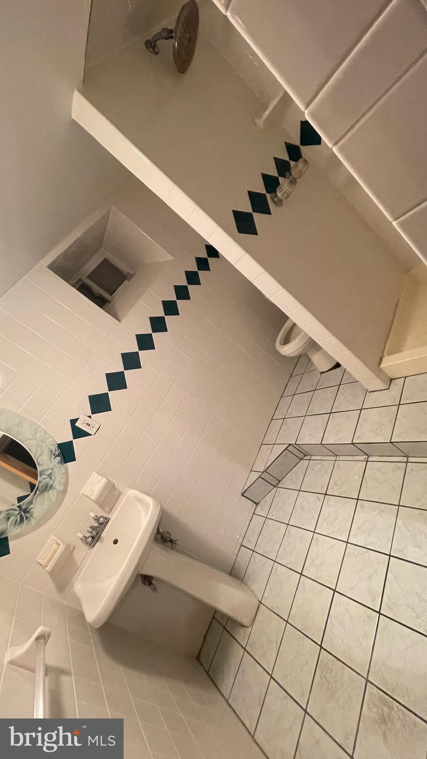 PHILADELPHIA (SOUTH) - Residential