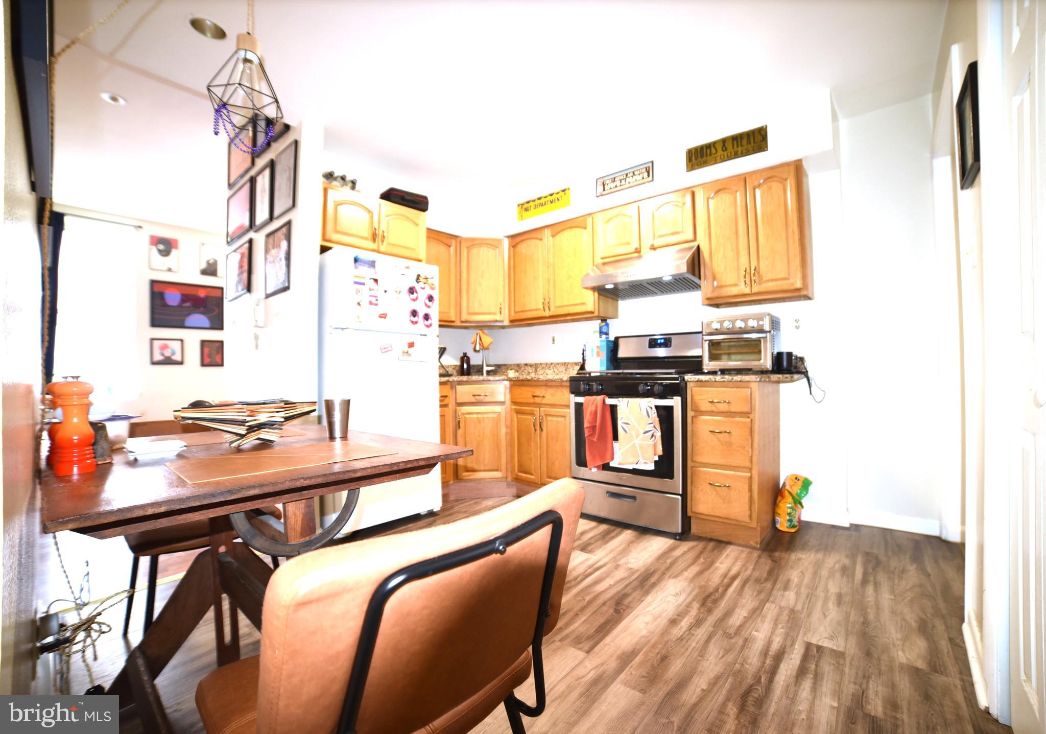 DICKINSON NARROWS - Residential Income