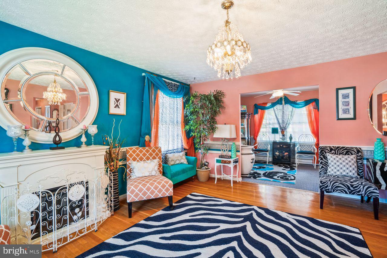 HILLMEADE MANOR - Residential