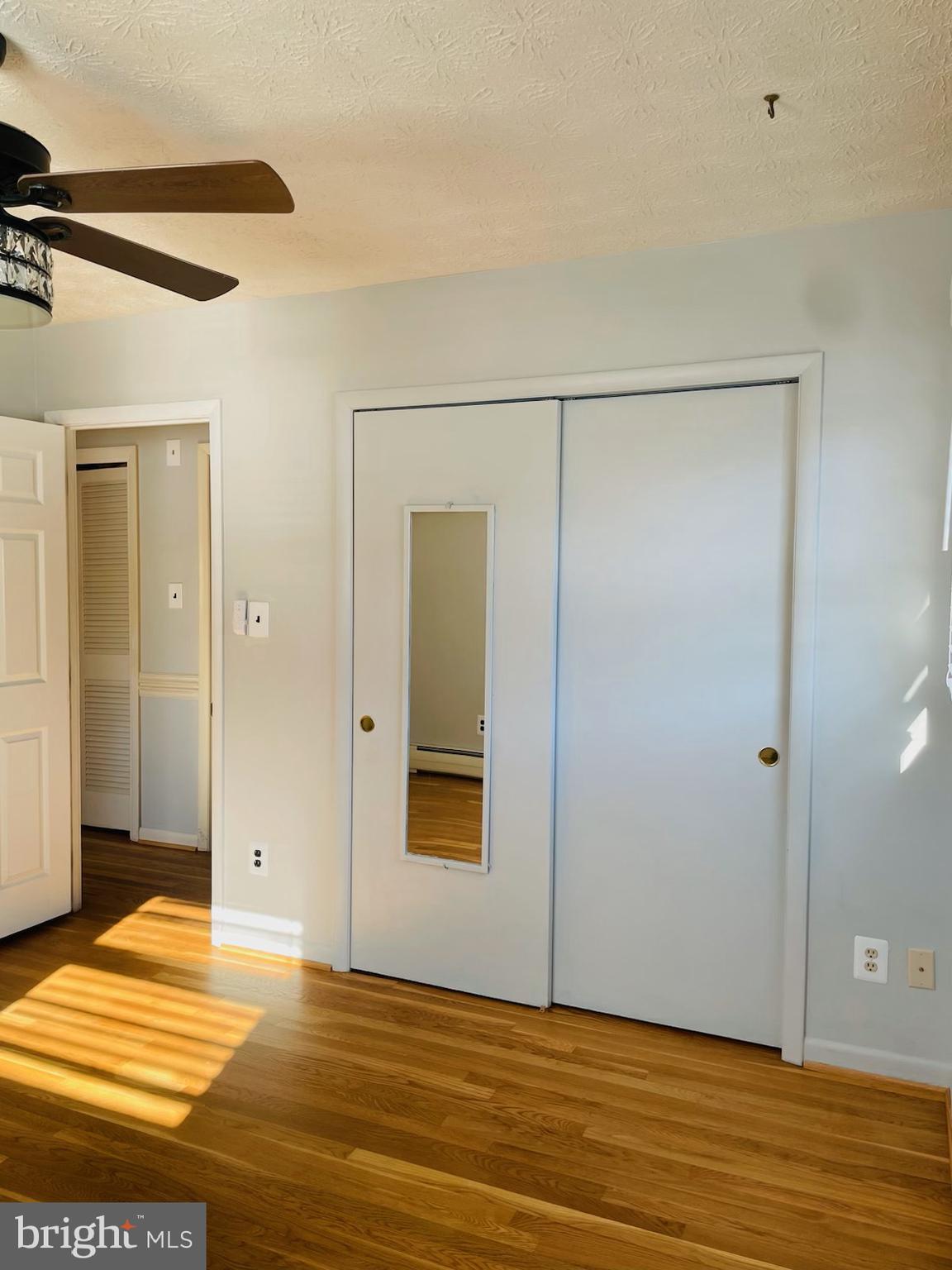 HILLMEADE MANOR - Residential