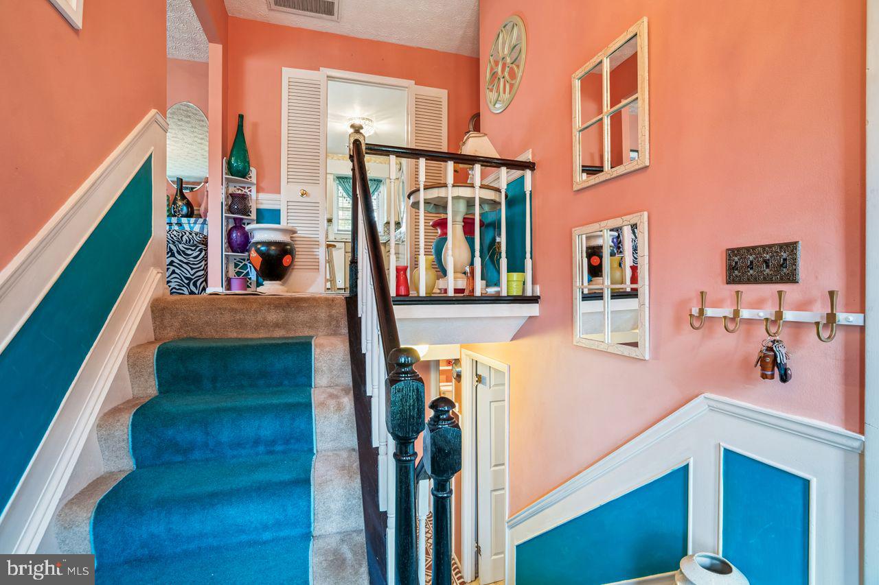 HILLMEADE MANOR - Residential