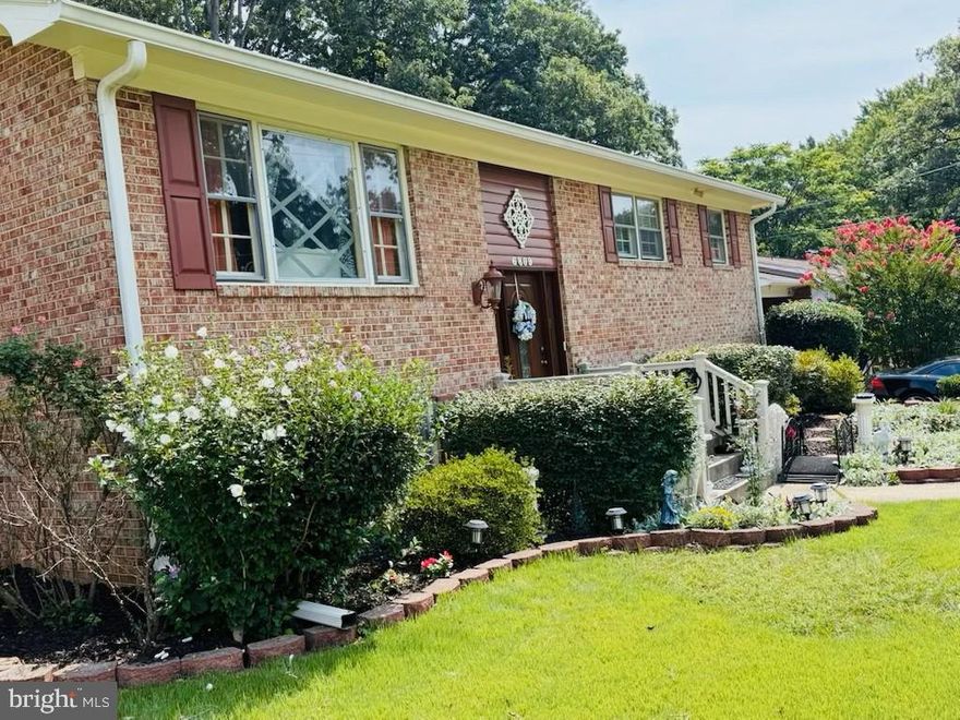 SIGNIFICANT PRICE IMPROVEMENT to $565,000.00.   Motivated Sellers are retiring and downsizing—bring your best offer.  Take advantage of the CARPET & PAINT Credit.  

Welcome to over 2,500 square feet of living space in the spacious split-level, with NO HOA.  This beautifully maintained property offers 6 bedrooms and 3 full bathrooms.  Enjoy the fireplace, hardwood floor and natural light throughout the home, a finished lower level with a dedicated laundry area and ample space for guests, hobbies, or a home office. The expansive backyard features a Gazebo perfect for entertaining, plus a workshop Shed and detached carport for added convenience.  Located near major commuter routes, shopping, dining, and entertainment, this home combines accessibility with charm.  A Home Warranty is included for peace of mind.