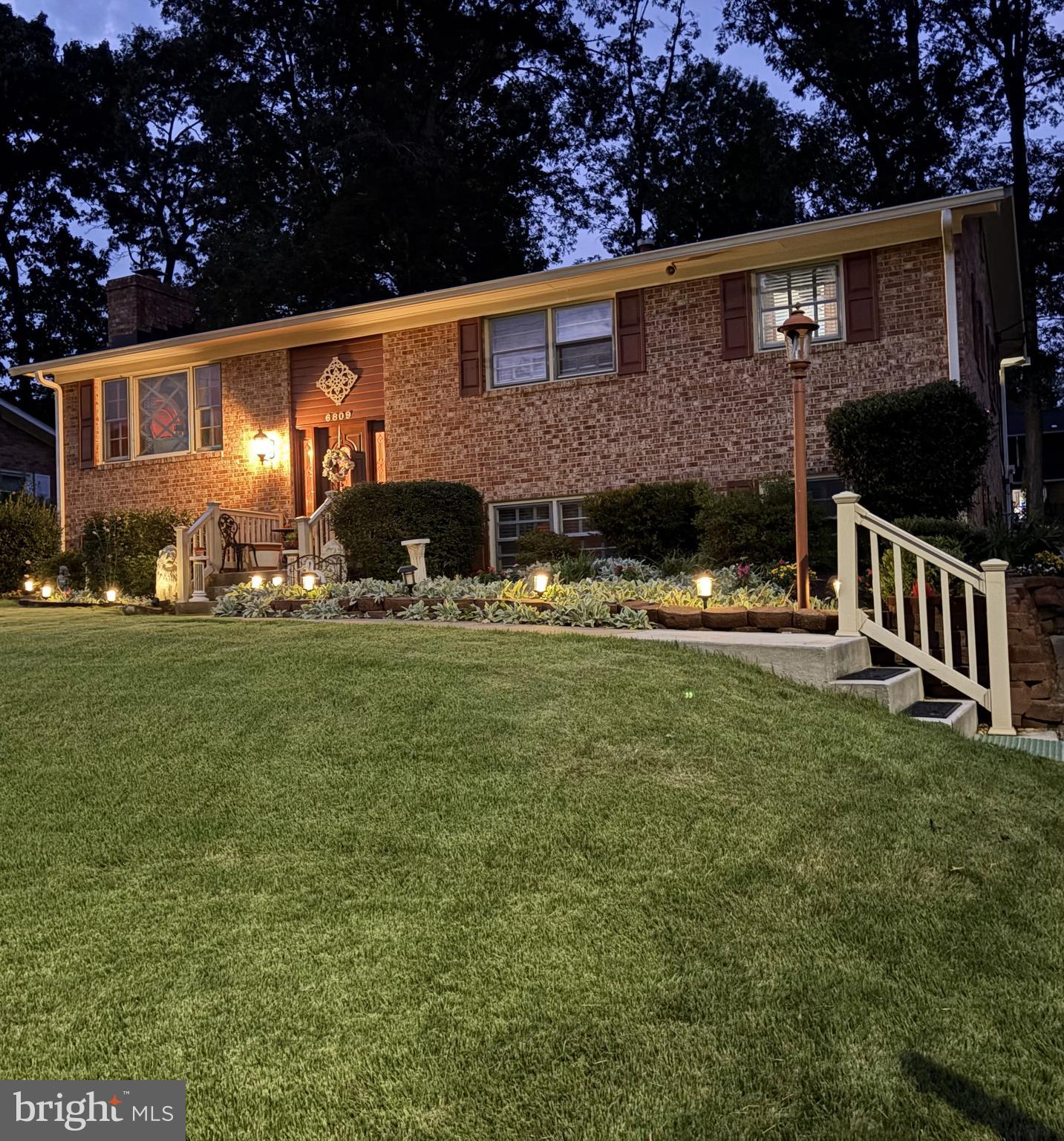 HILLMEADE MANOR - Residential