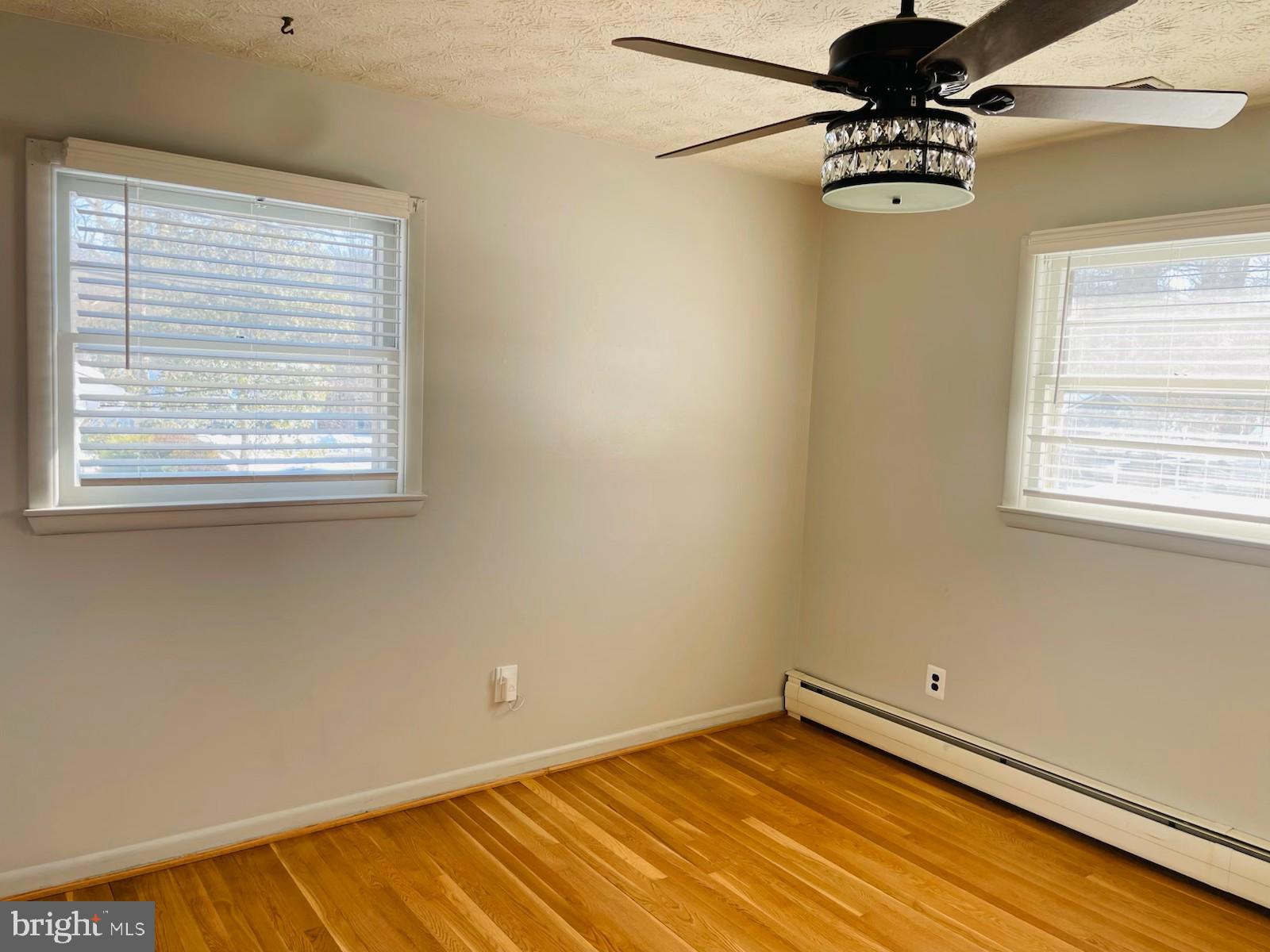 HILLMEADE MANOR - Residential