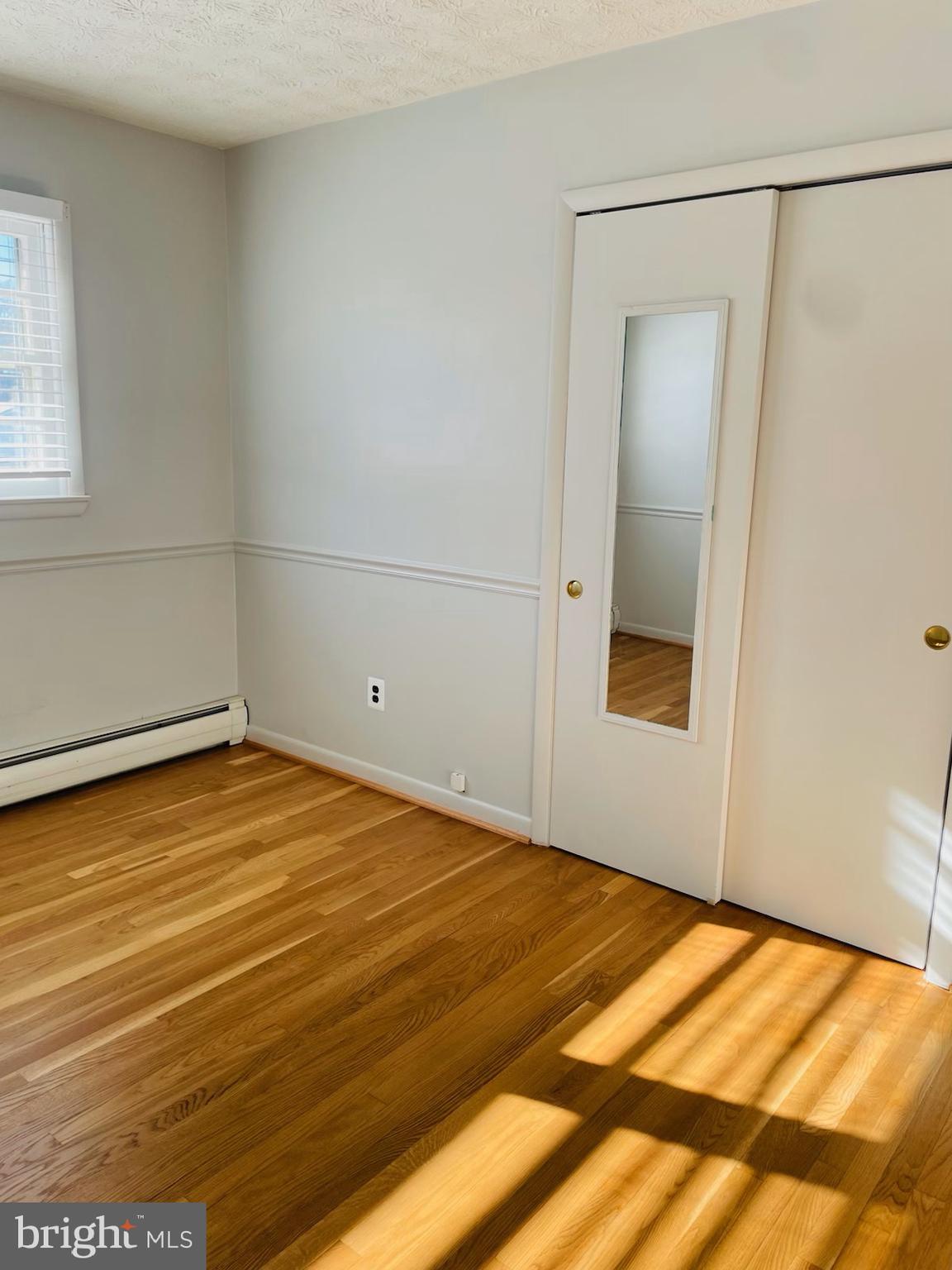 HILLMEADE MANOR - Residential